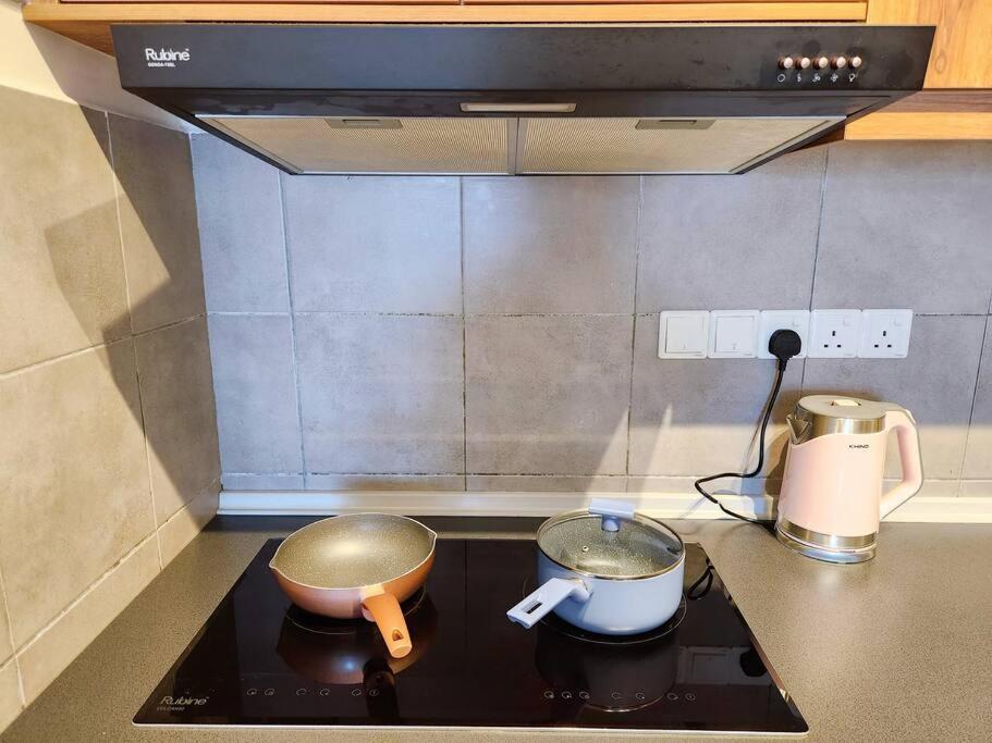 Spacious 3 bedroom suite at Cheras Maluri MRT A48