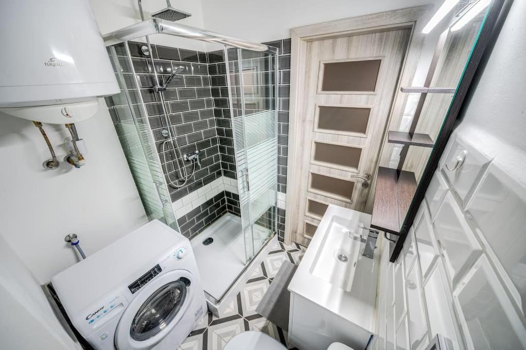 Danube Bank Hideaway