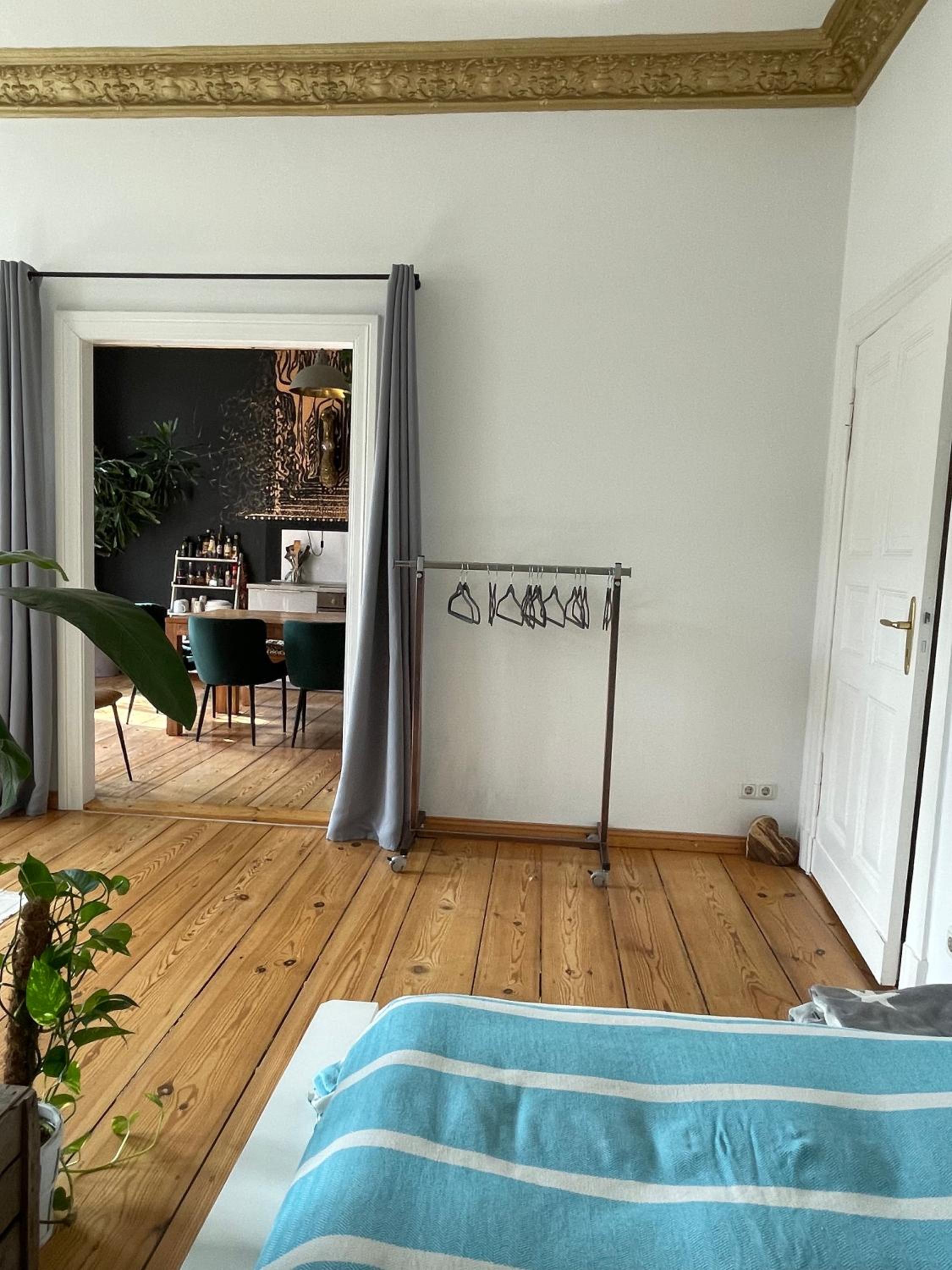 Spirit & Style - spacious, bright 75m2 - 2 bedroom in ideal Prenzlauer Berg location