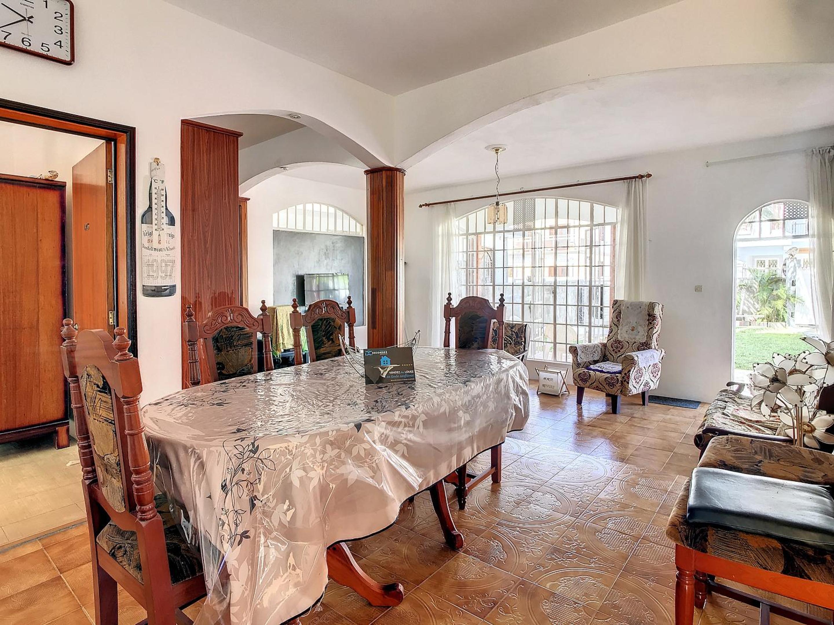 Elegant Flat in Calodyne with Garden View 150 m² view 3