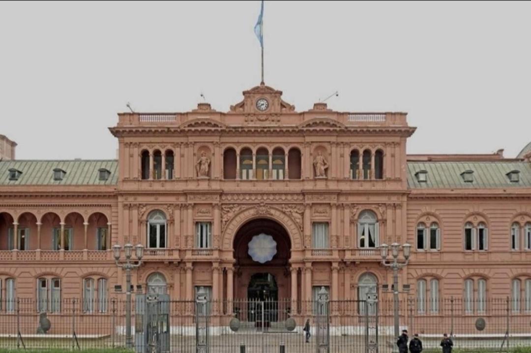Depto. 2 ambientes, 3 personas (Tucuman y Florida)