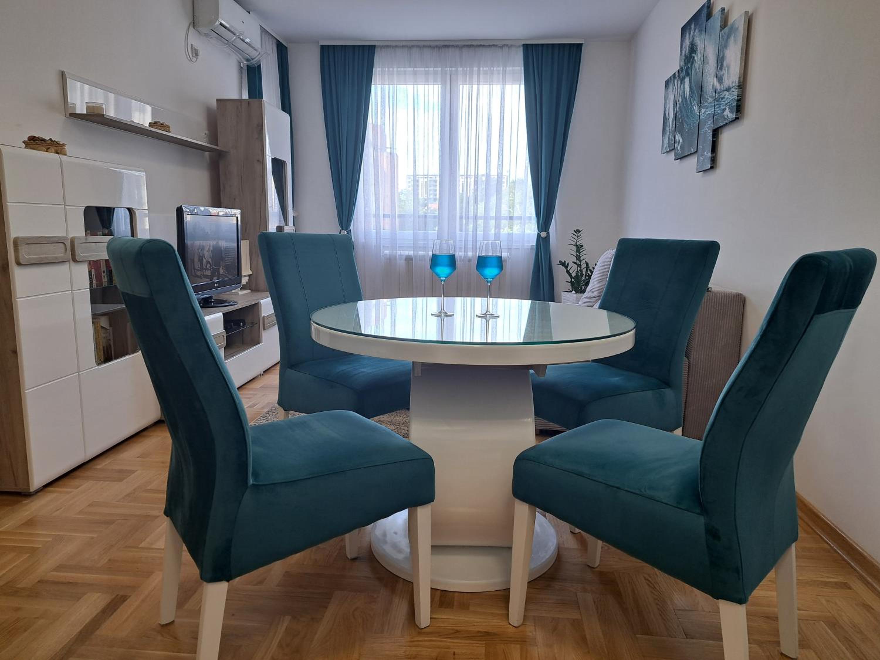 Plavi Paun Apartman