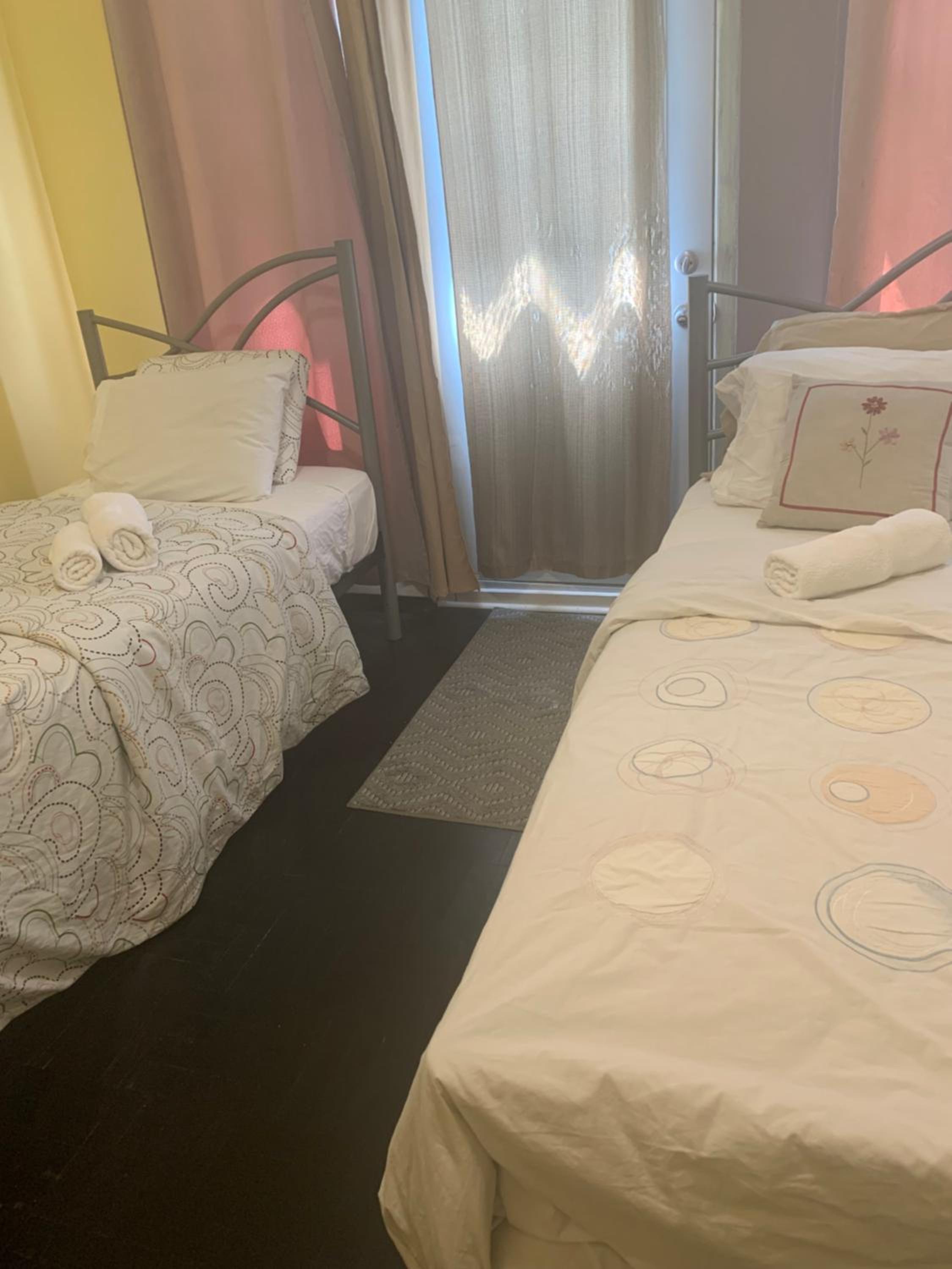 Montreal Downtown Rooms