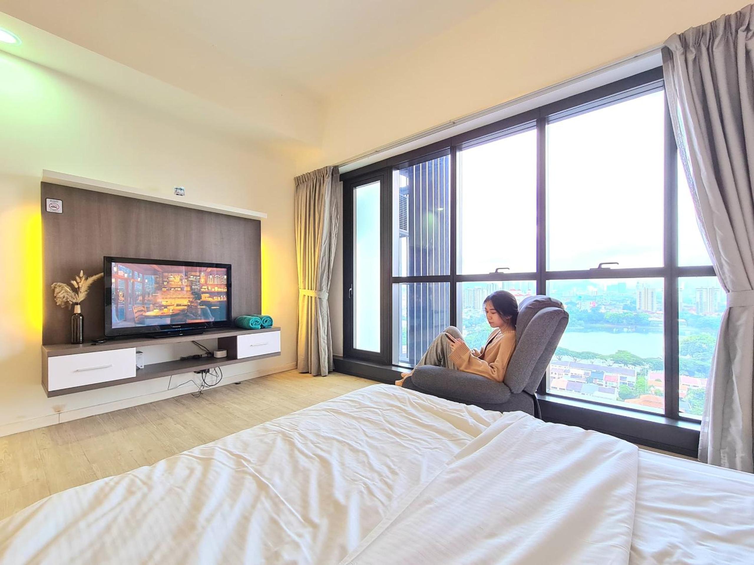 M city service suite KLCC