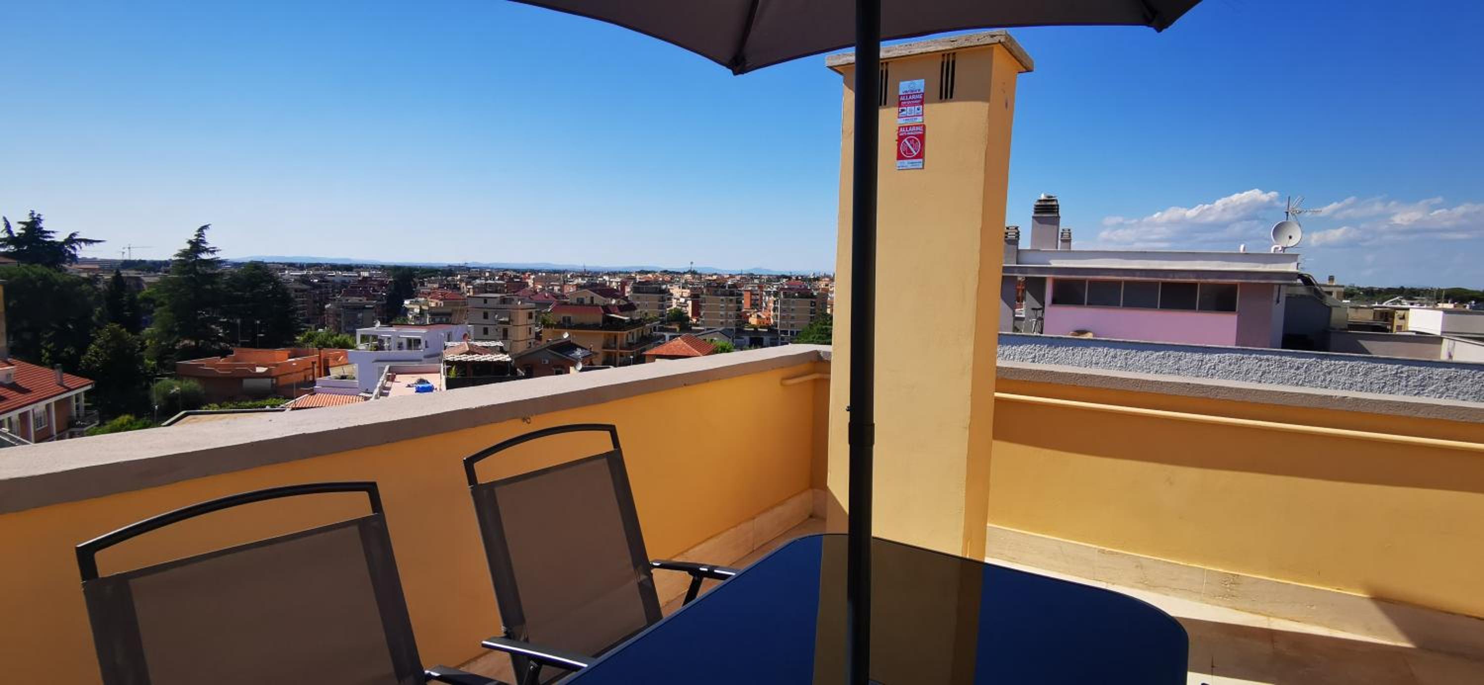 Penthouse loft with view photo 3