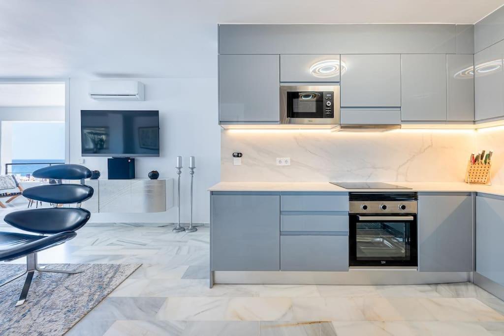 Marbella Vacations - Modern 3 bedroom in Puerto Banus with sea views - Property Image 24
