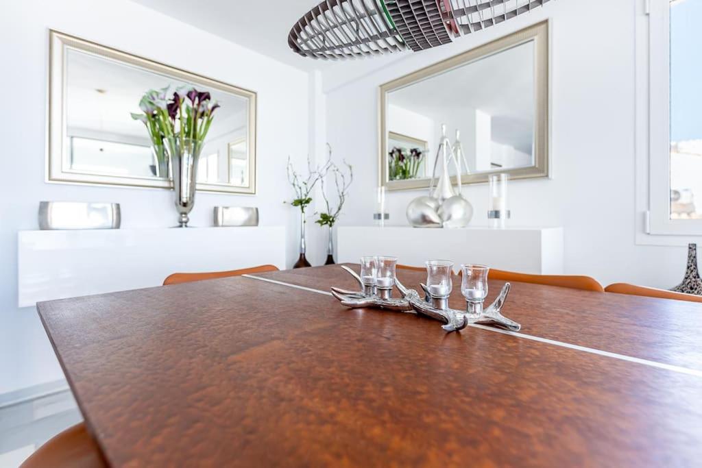 Marbella Vacations - Modern 3 bedroom in Puerto Banus with sea views - Property Image 10