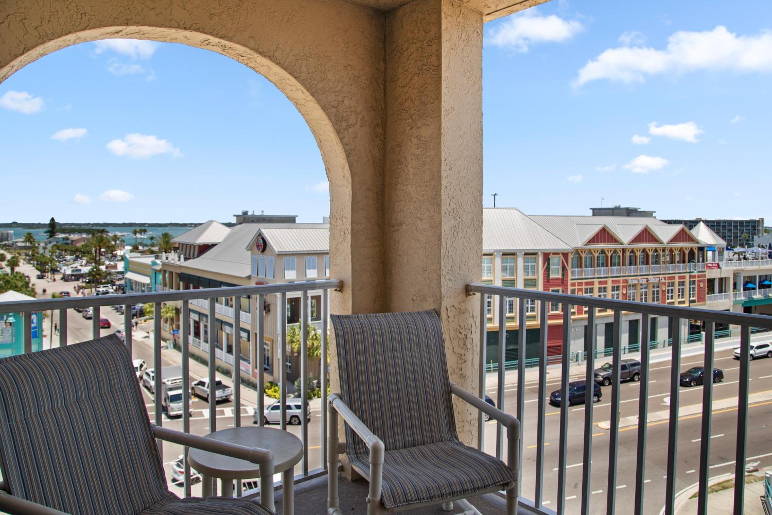 Beachfront Complex - 2b 2b - Beach Place #504