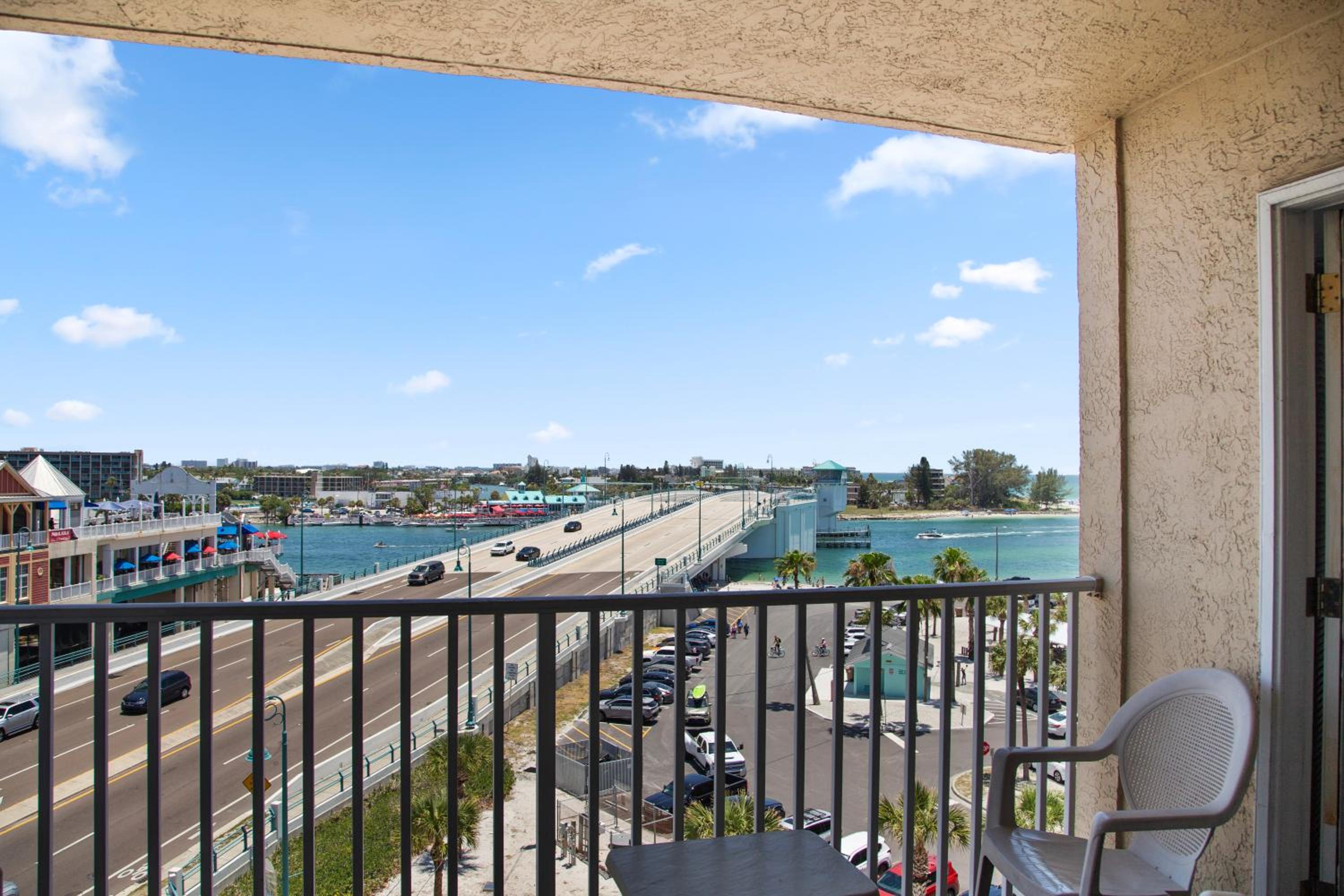 Beachfront Complex - 2b 2b - Beach Place #504