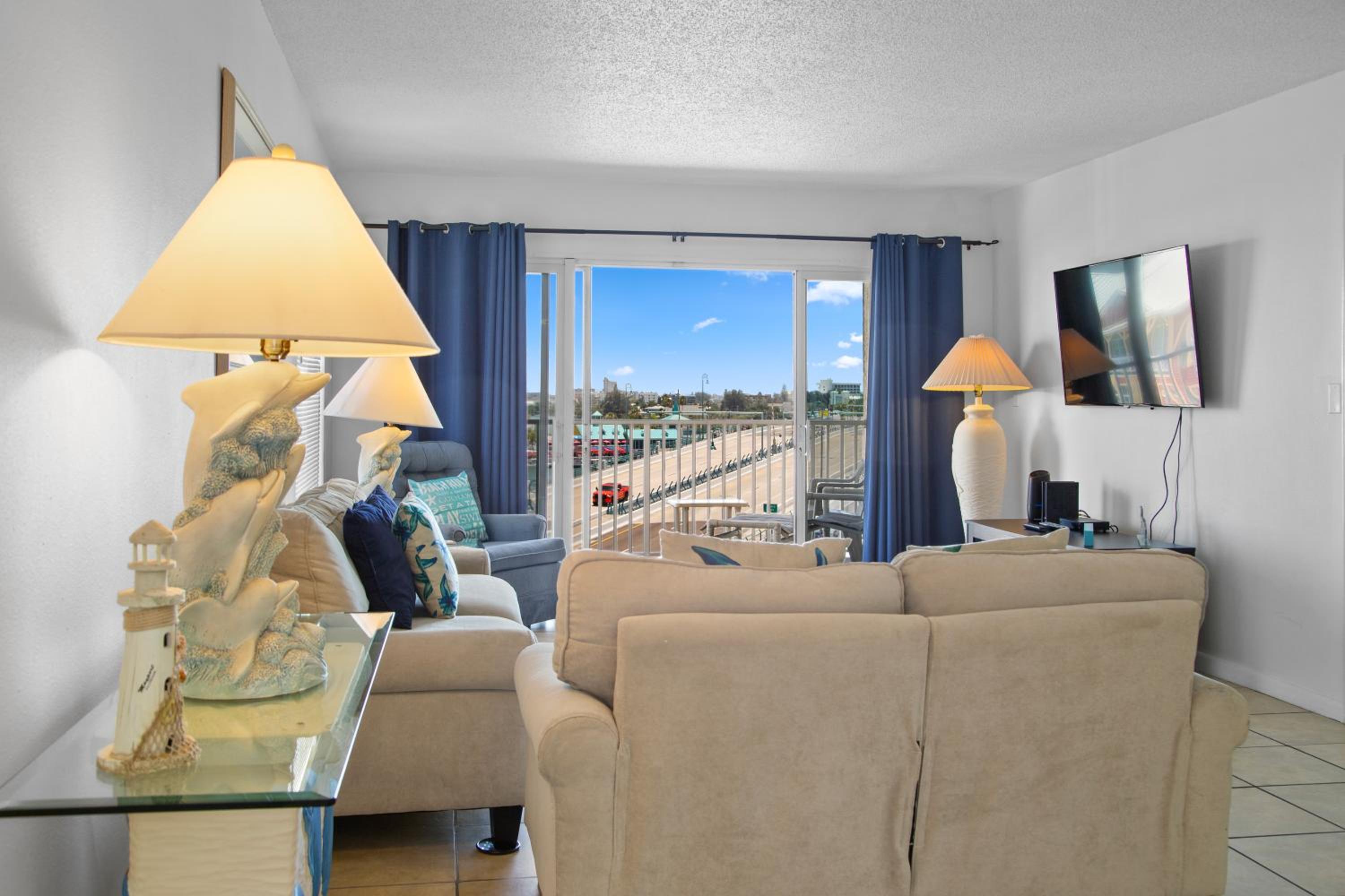 Beachfront Complex - 2b 2b - Beach Place #504