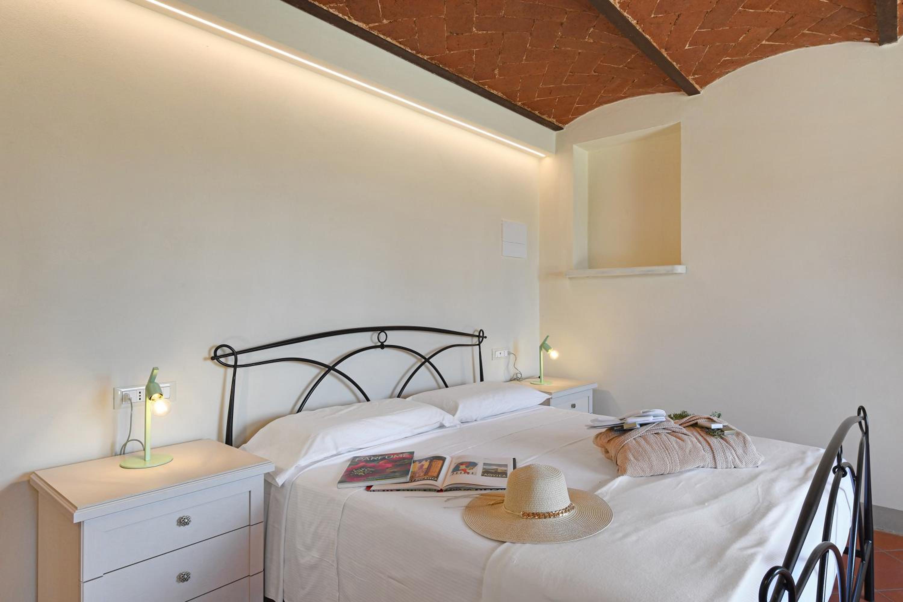 Villa Chimera Green 10 with Pool & Gym