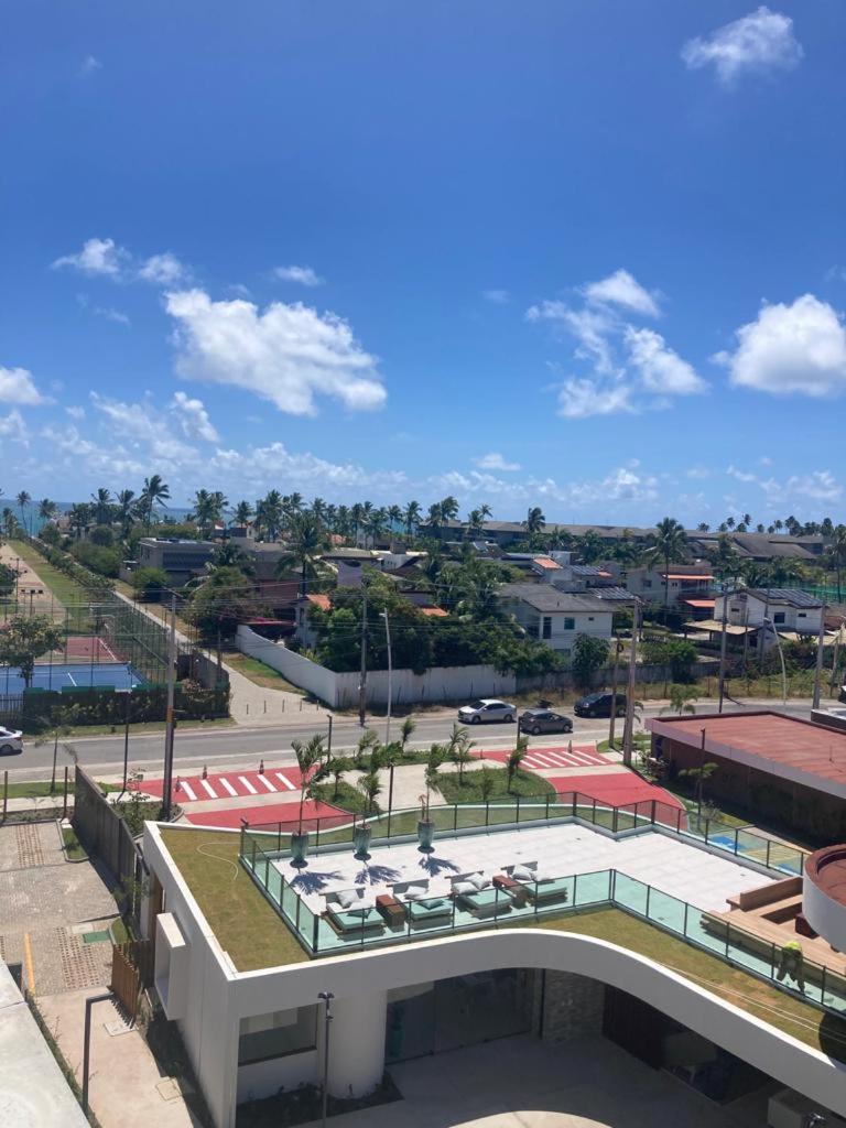 Resort em Porto de Galinhas- Flat Térreo Frente Piscinas- Muro Alto-B18