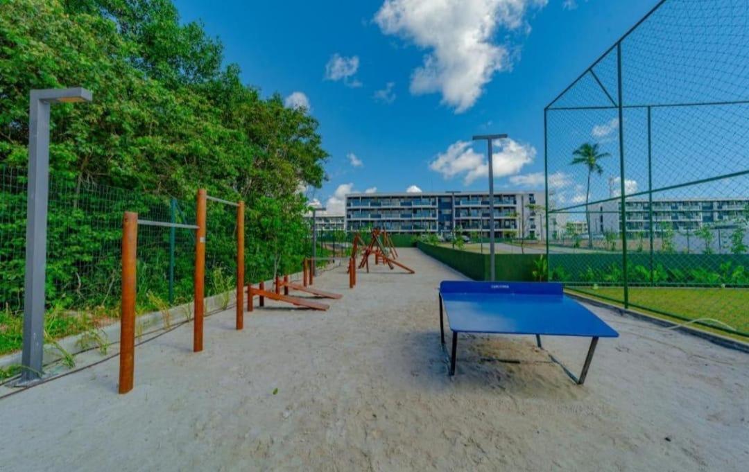 Resort em Porto de Galinhas- Flat Térreo Frente Piscinas- Muro Alto-B18