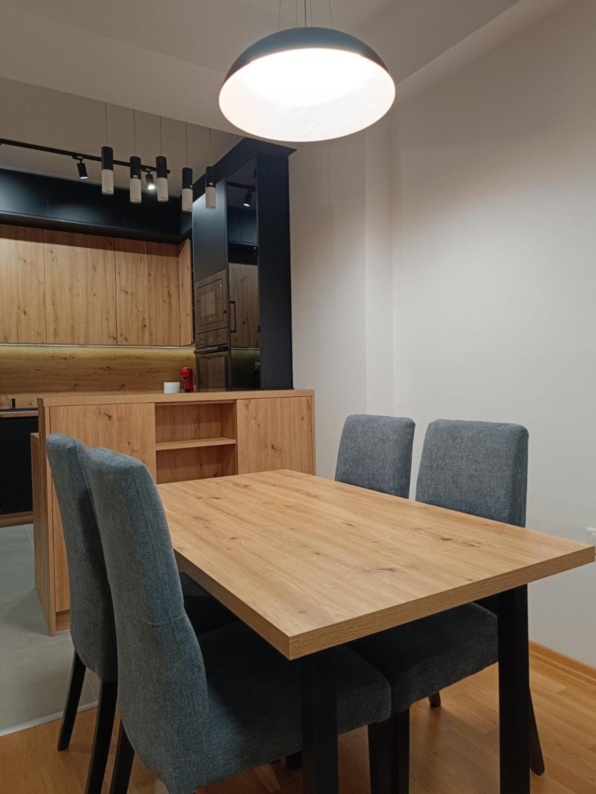 4th floor Aleksandra apt East Gate Mall free parking near Old Bazaar view 3