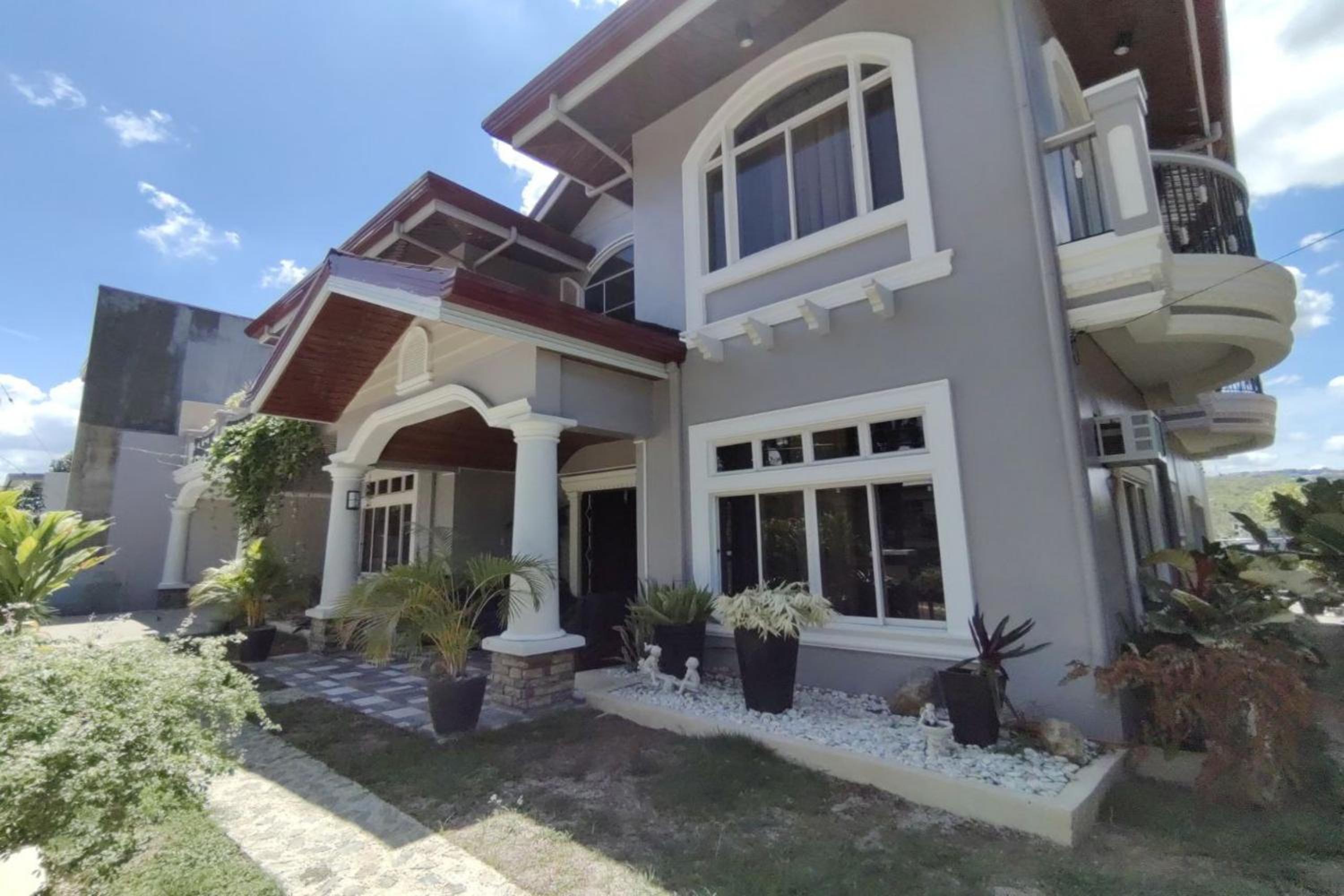 Tampus Staycation Rental Cebu