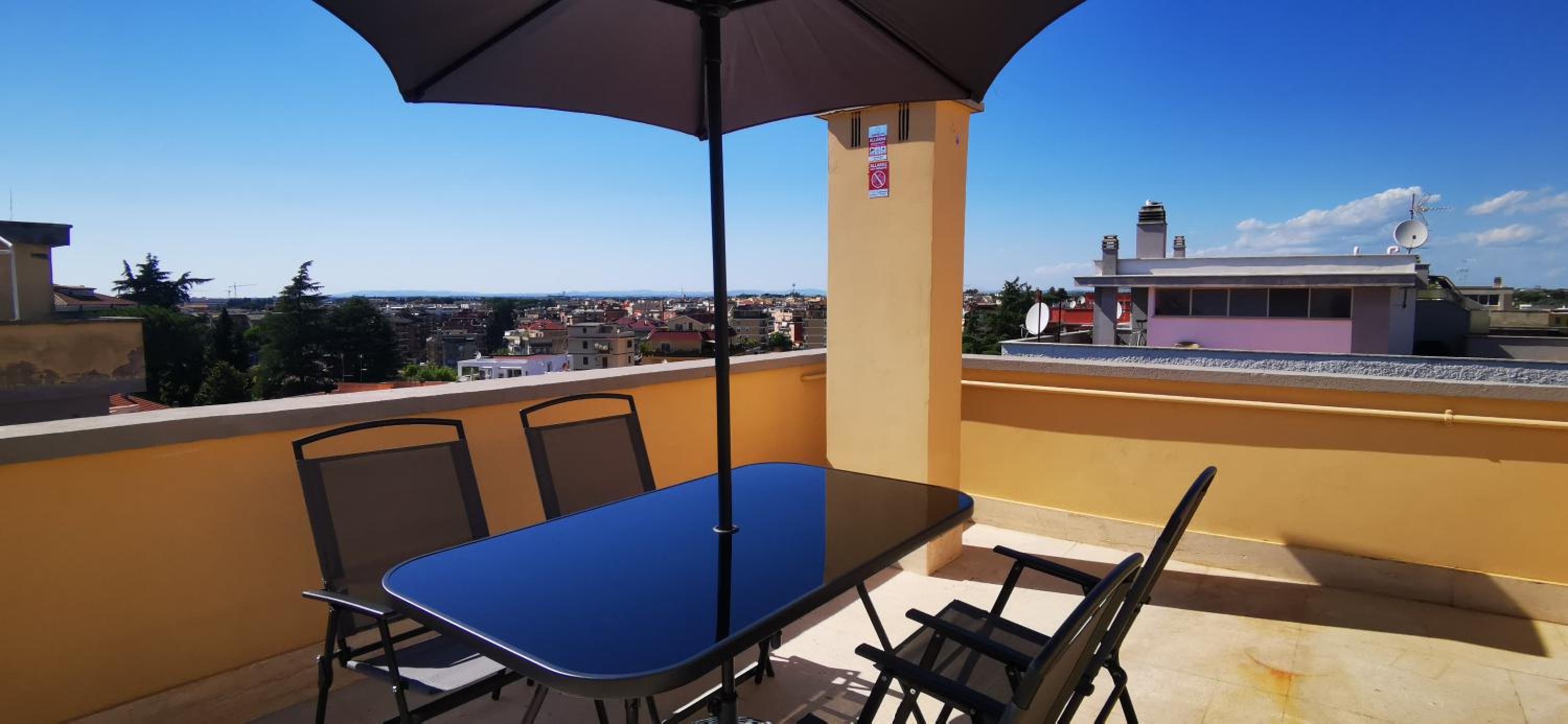 Penthouse loft with view photo 4