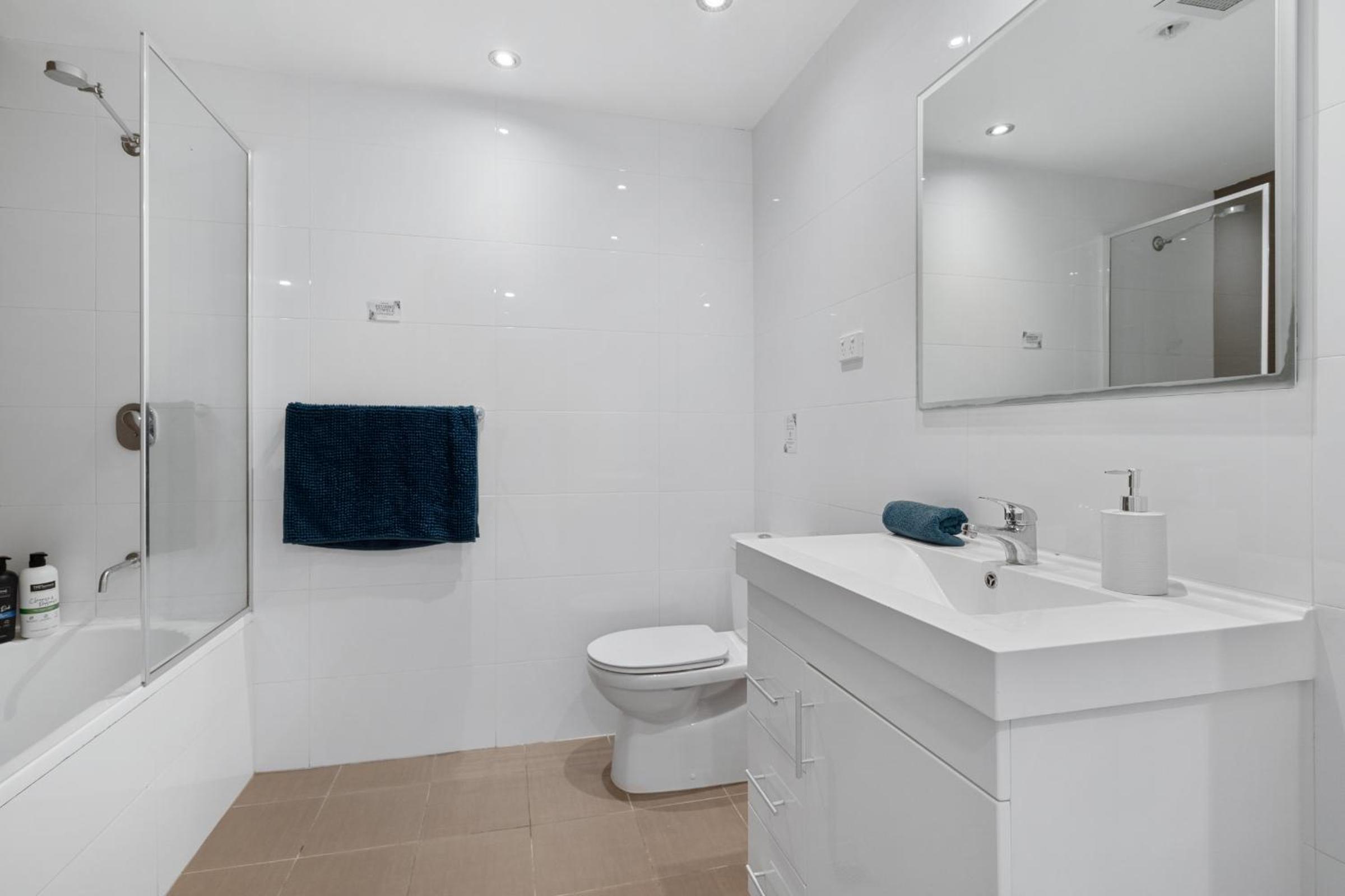 01M City View 3Bedroom Apt Near Mascot Central with 2 Free Parking