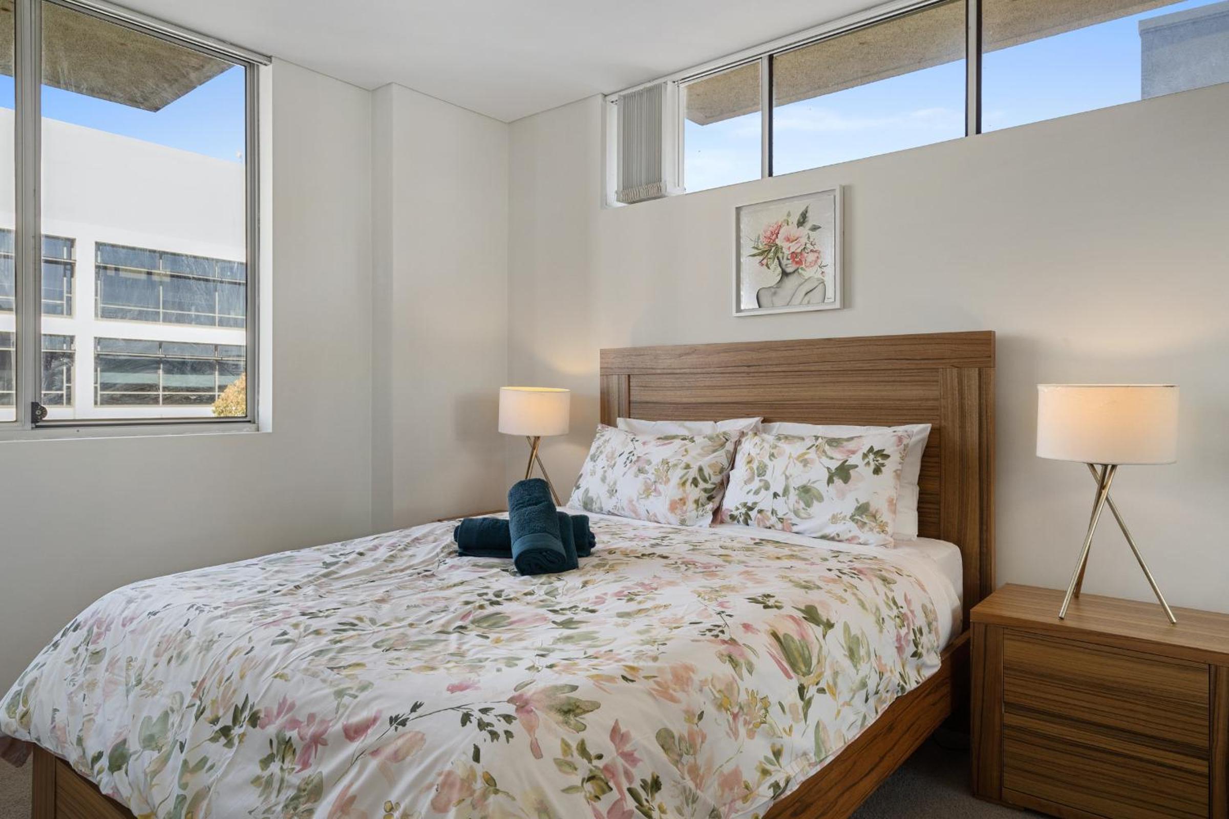 01M City View 3Bedroom Apt Near Mascot Central with 2 Free Parking