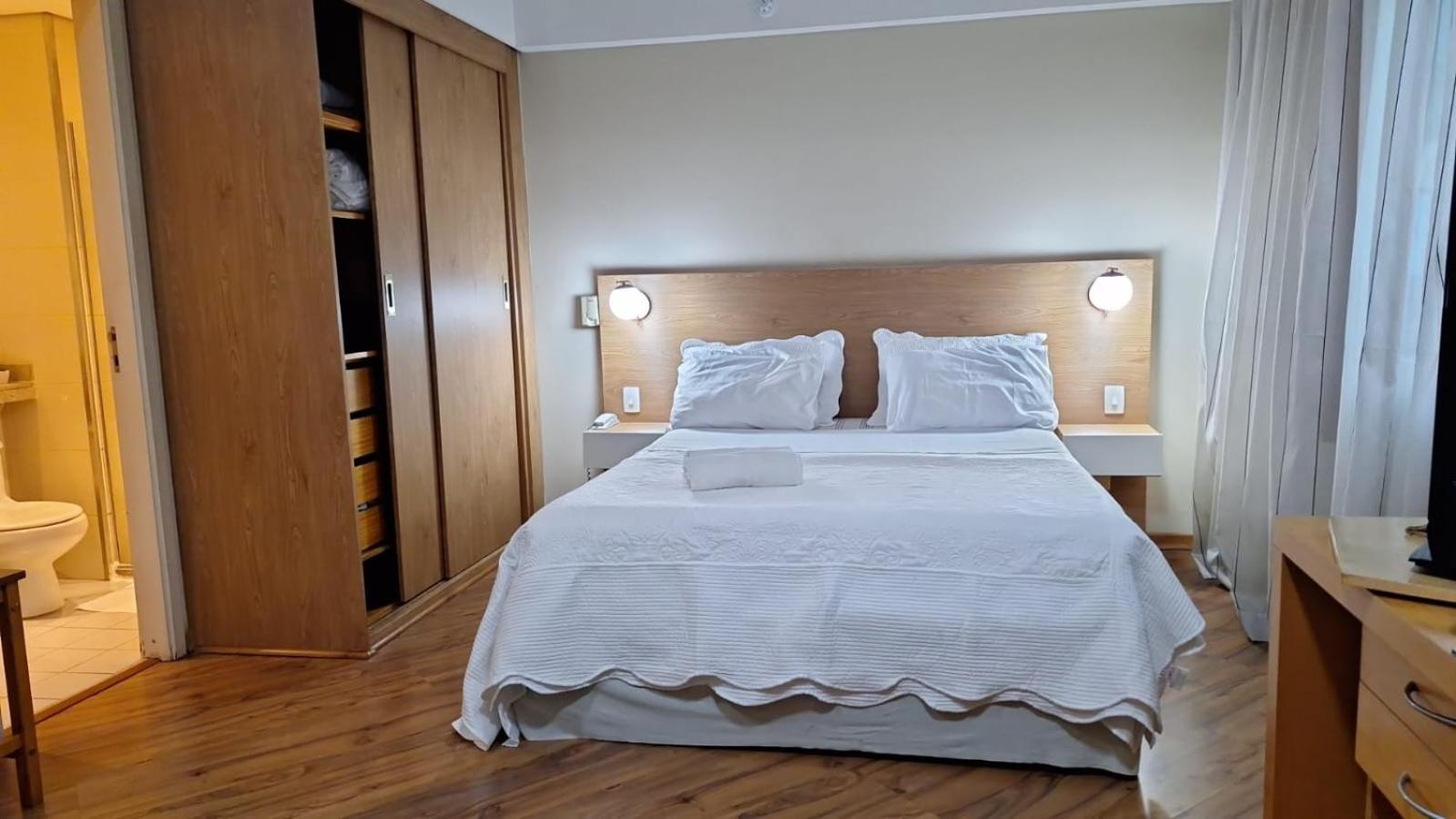 APARTAMENTO HOTEL AV IBIRAPUERA 2534 LUXO , CONFORTÁVEL em MOEMA