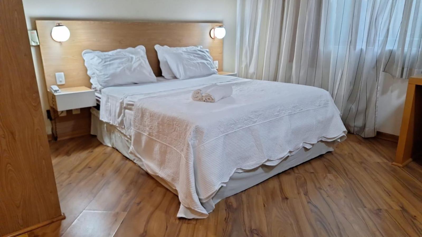 APARTAMENTO HOTEL AV IBIRAPUERA 2534 LUXO , CONFORTÁVEL em MOEMA