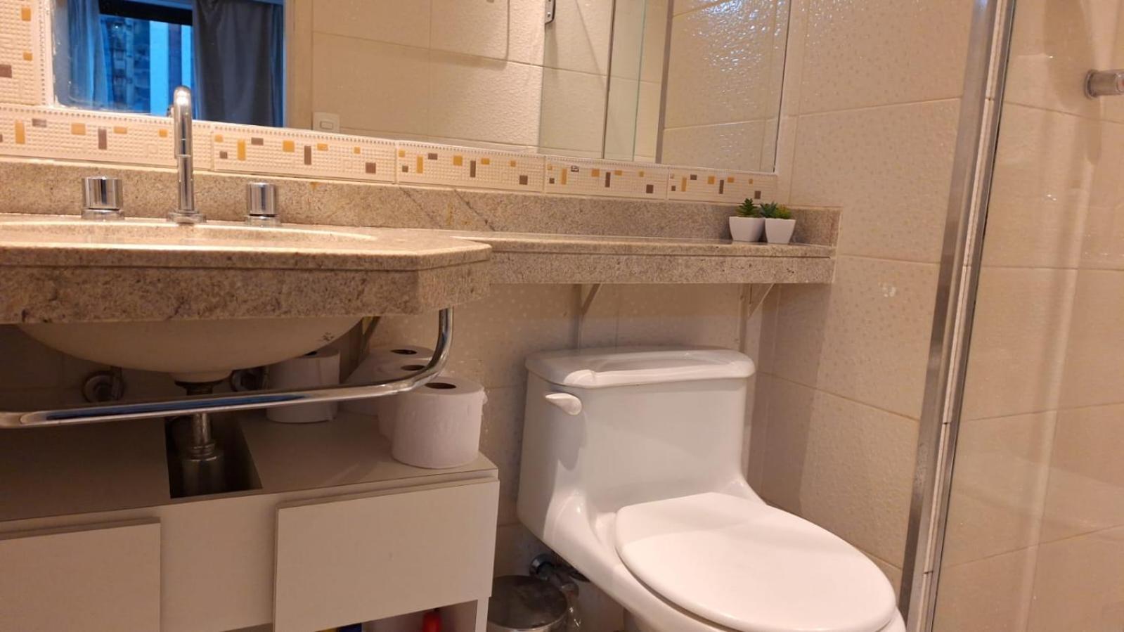 APARTAMENTO HOTEL AV IBIRAPUERA 2534 LUXO , CONFORTÁVEL em MOEMA