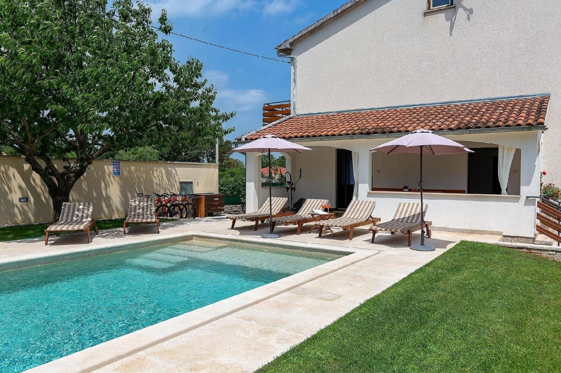 Ferienhaus mit Privatpool für 8 Personen ca 150 qm in Glavani, Istrien Bucht von Raša view 4