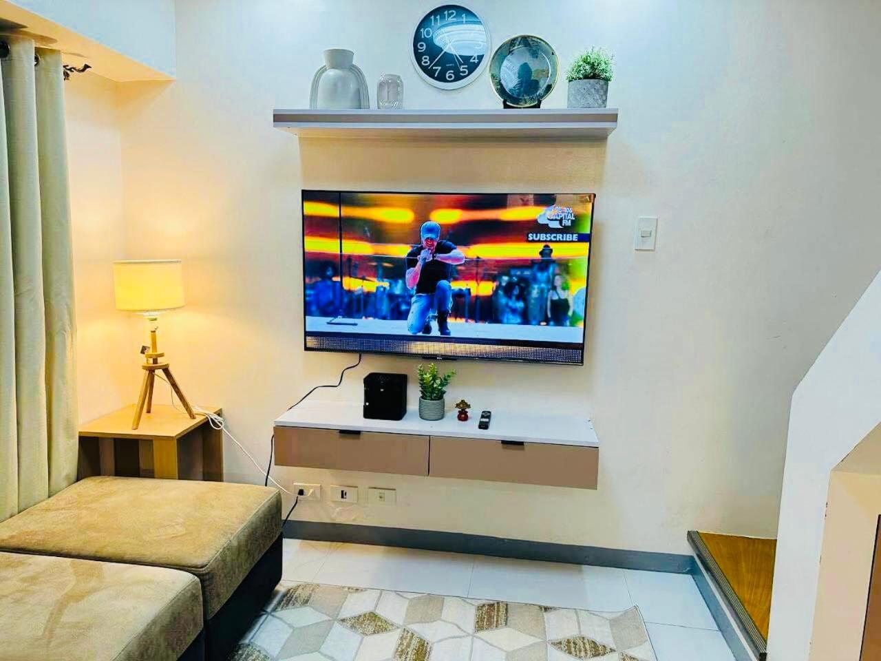 Cylos Place view 3