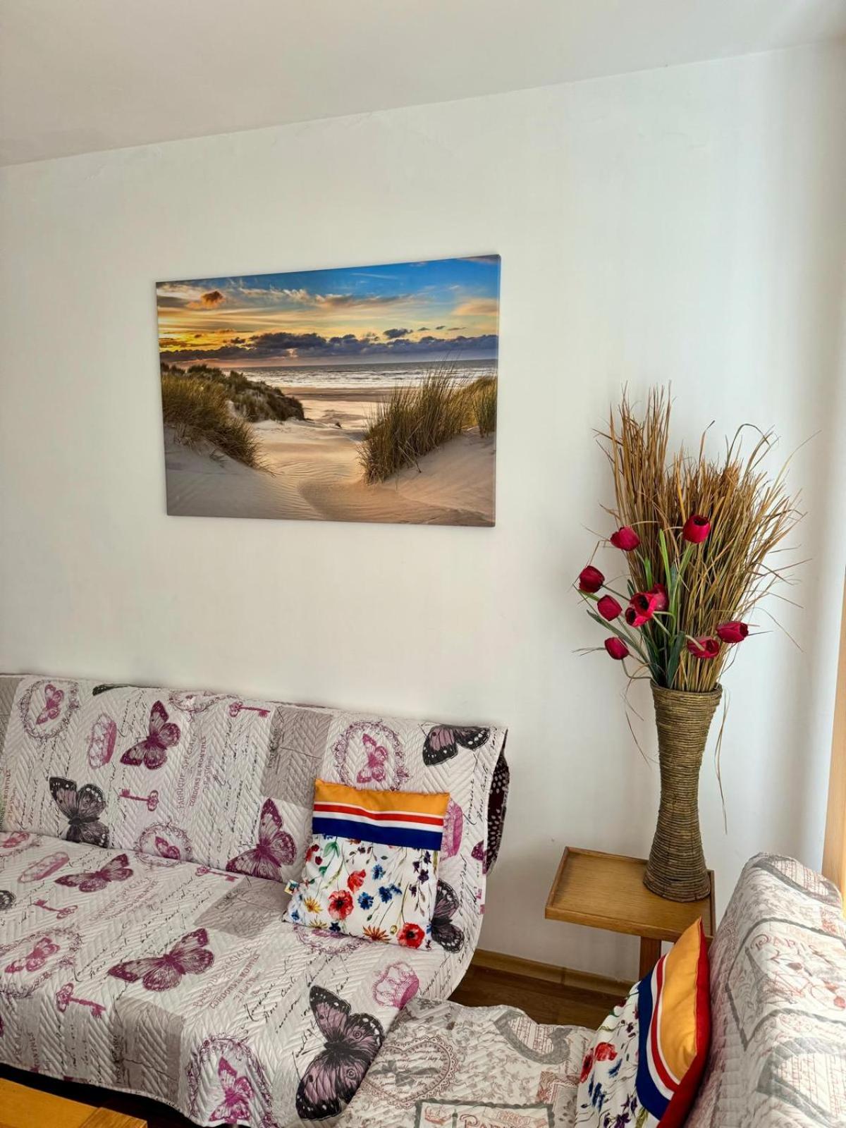 Beautiful 2 Room Apartment with Poolview outside from Aheloy