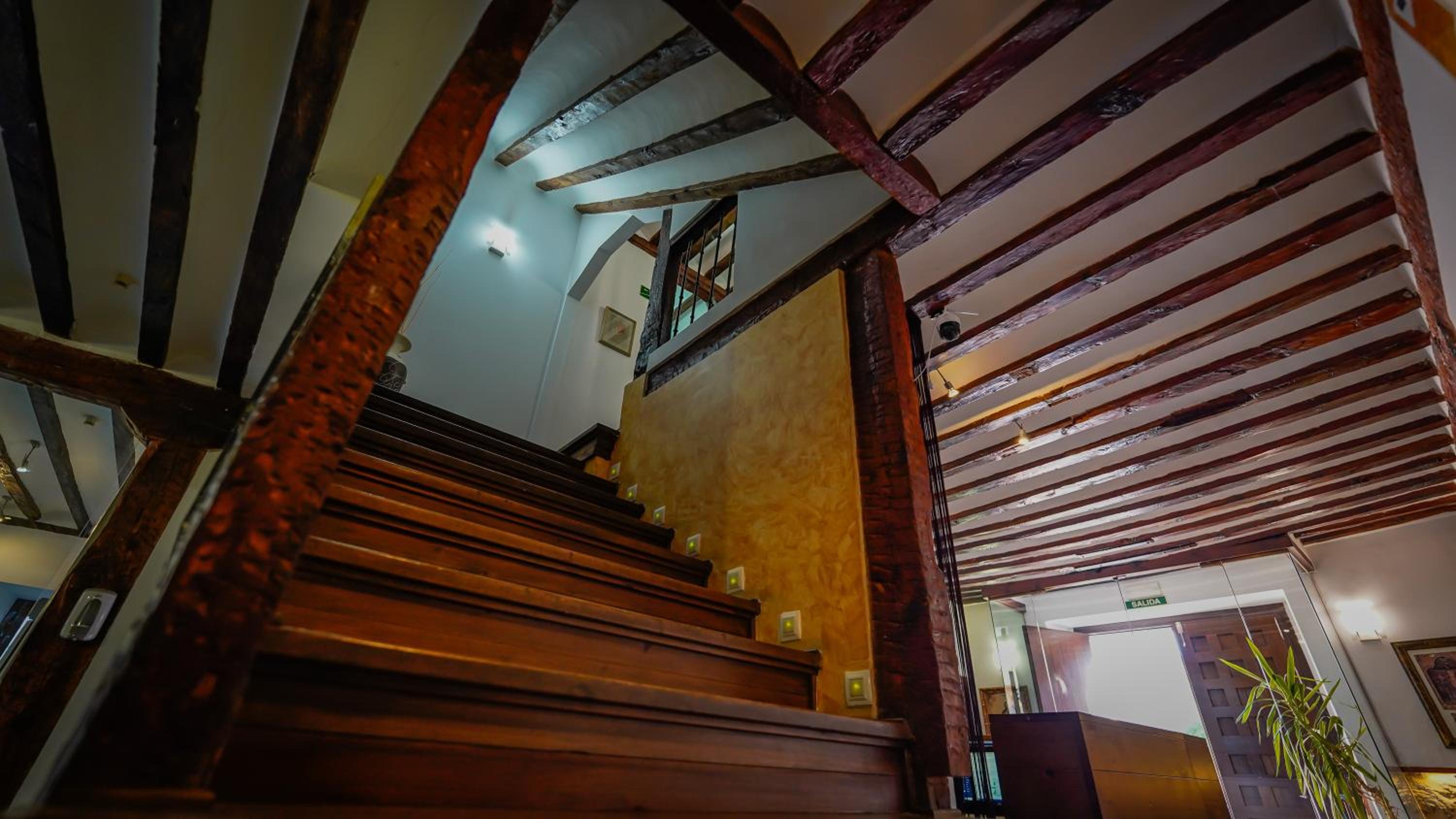 Antiguo Palacio De Atienza