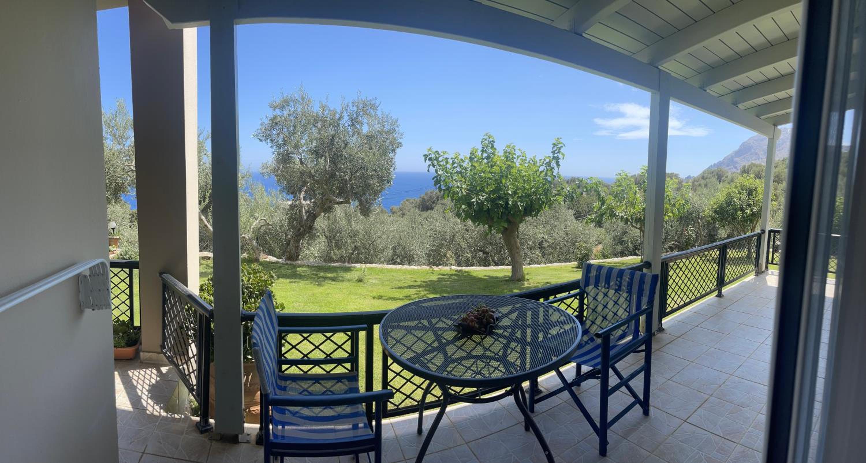 Renting House GALINI view 3