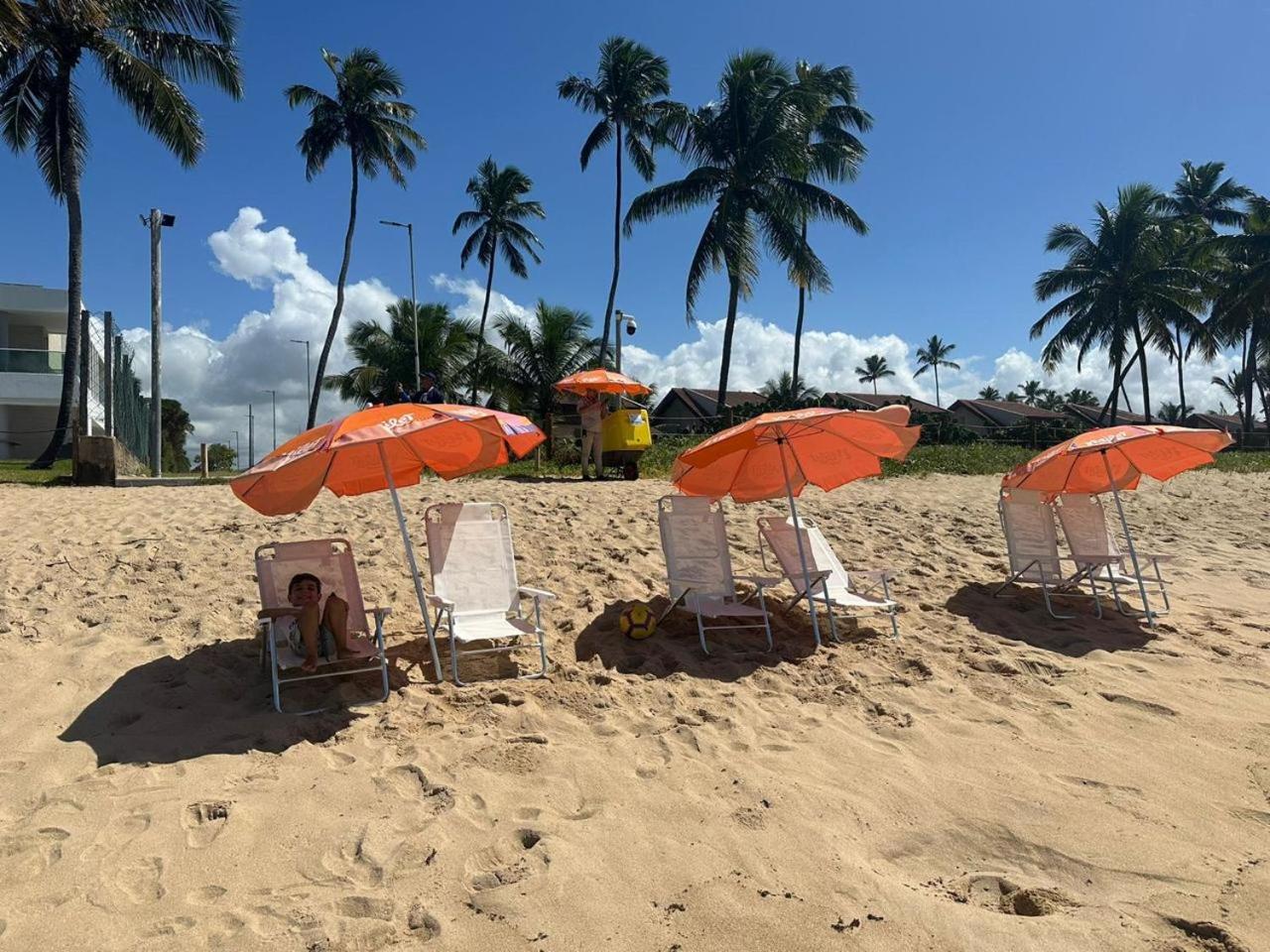 Resort em Porto de Galinhas- Flat Térreo Frente Piscinas- Muro Alto-B18