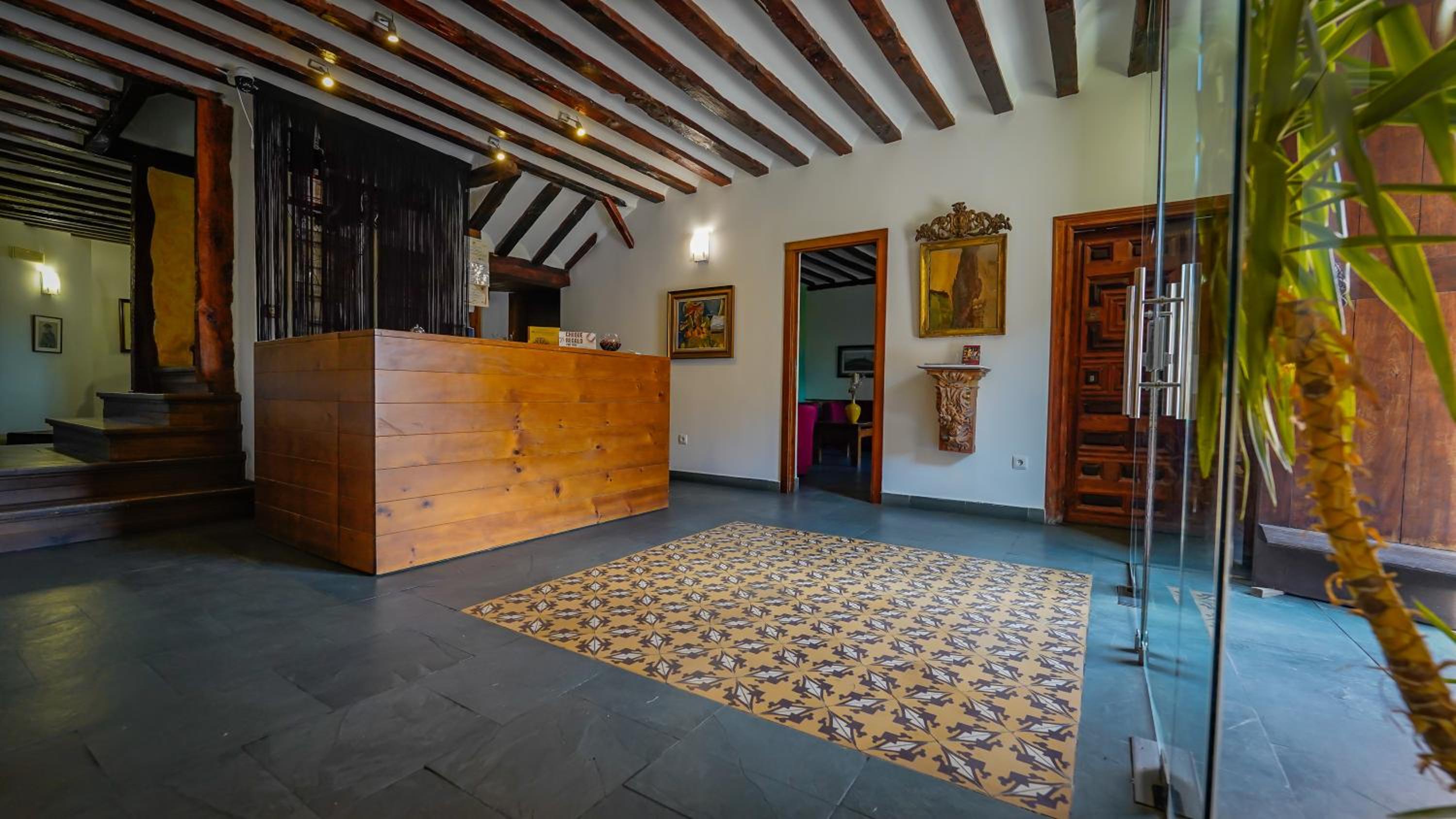Antiguo Palacio De Atienza