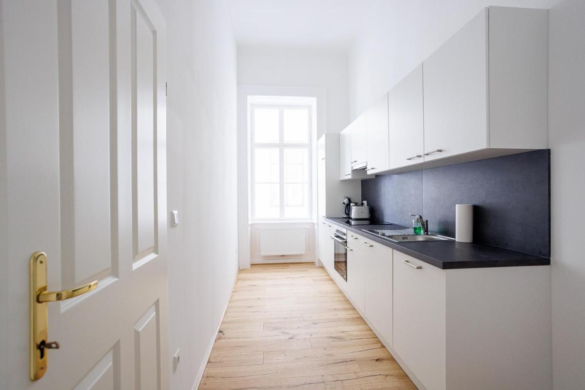 Stadtpark City Apartment is Calling - by 4ty3 Apartments
