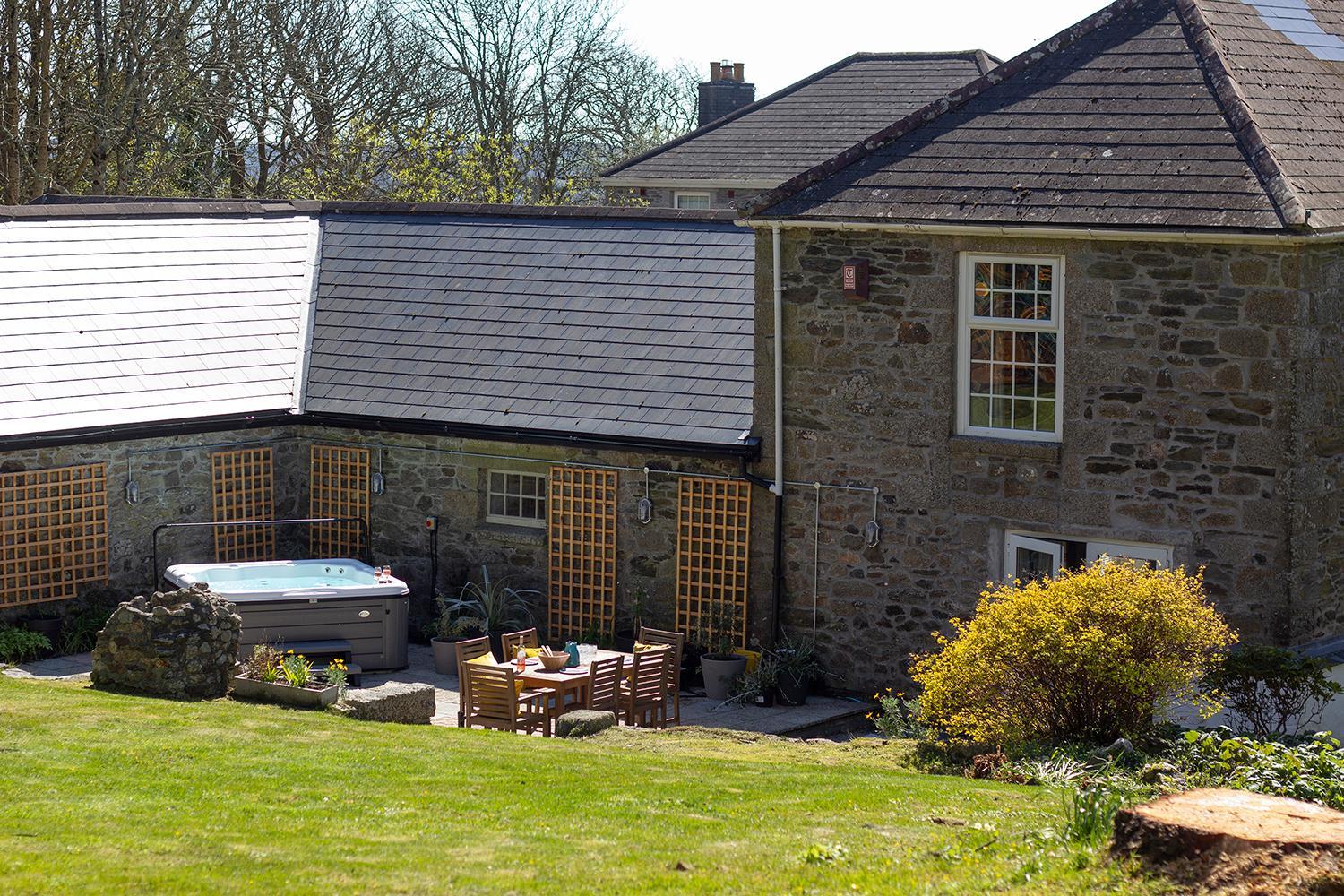 Tregoose Farmhouse and Barn view 5