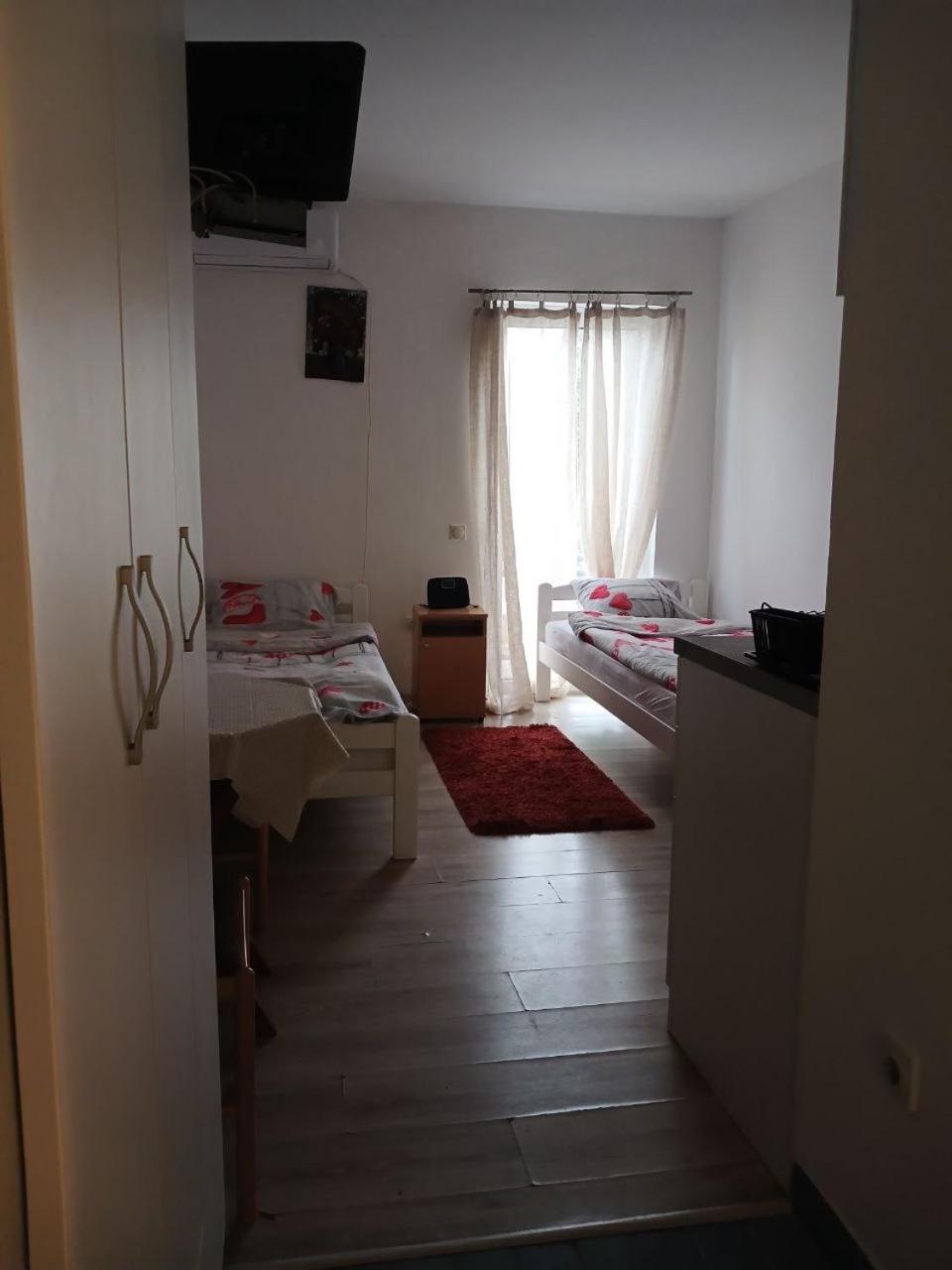 Photo 42