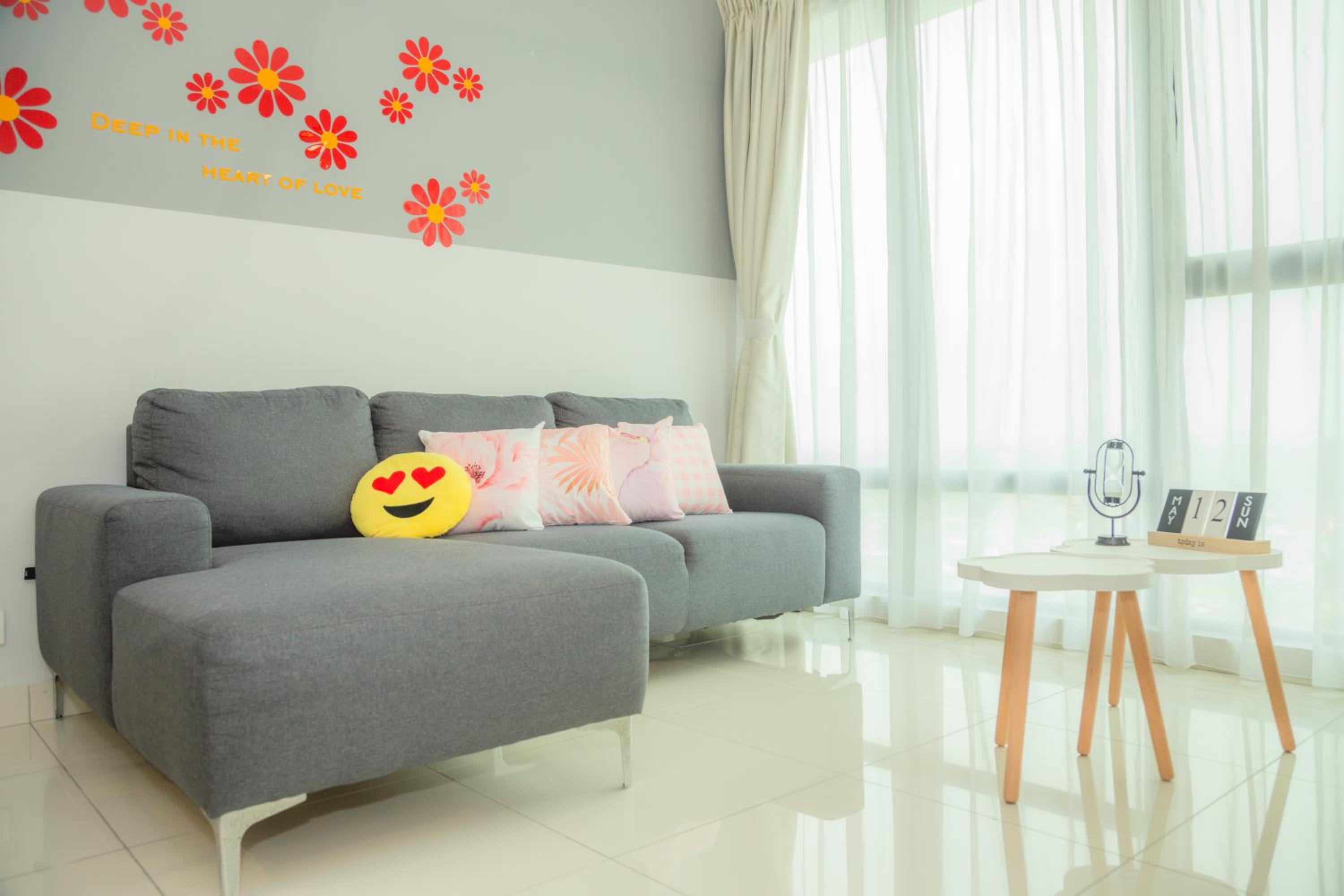 JB Mosaic Southkey 2BR 6 pax Cozy Home