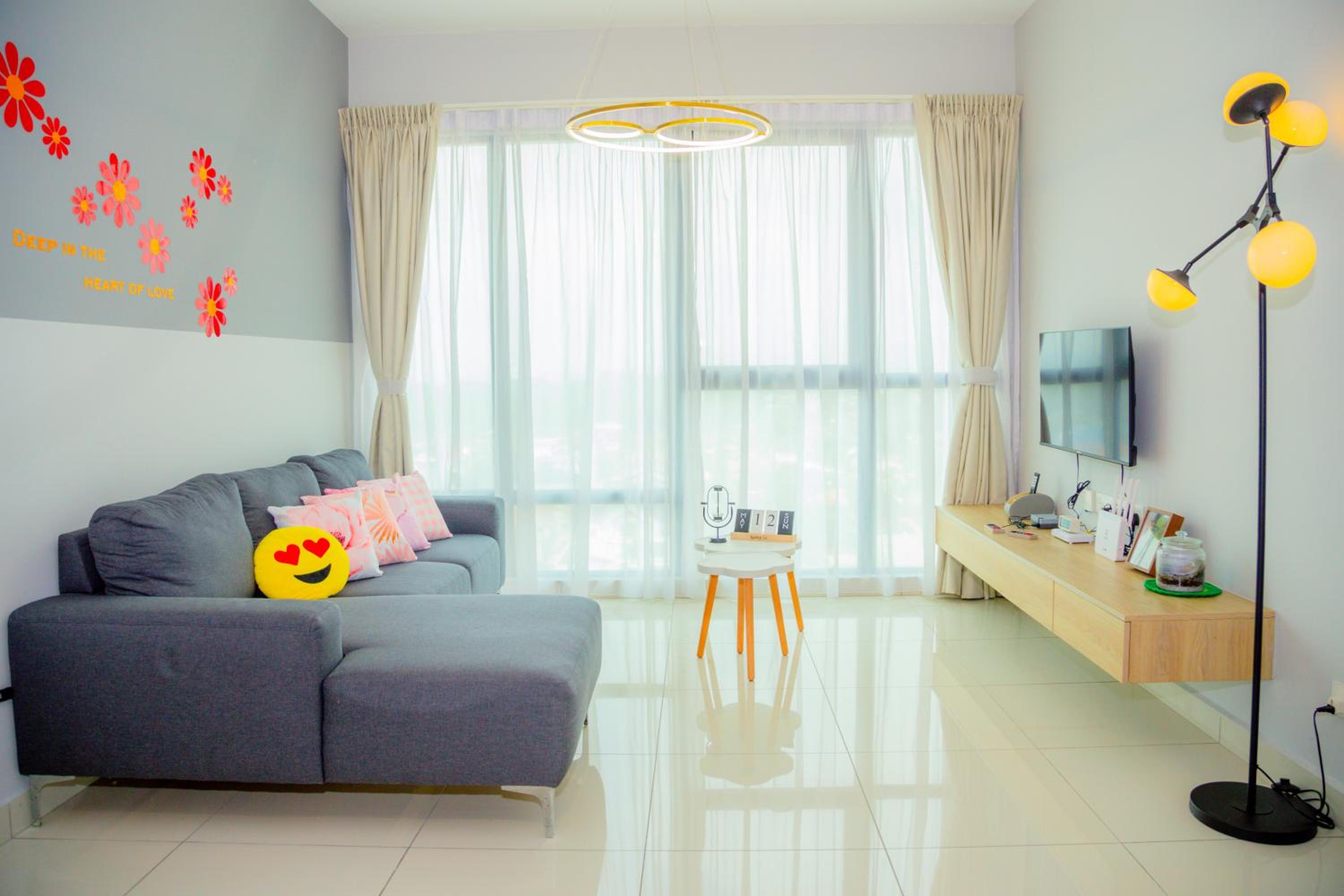 JB Mosaic Southkey 2BR 6 pax Cozy Home