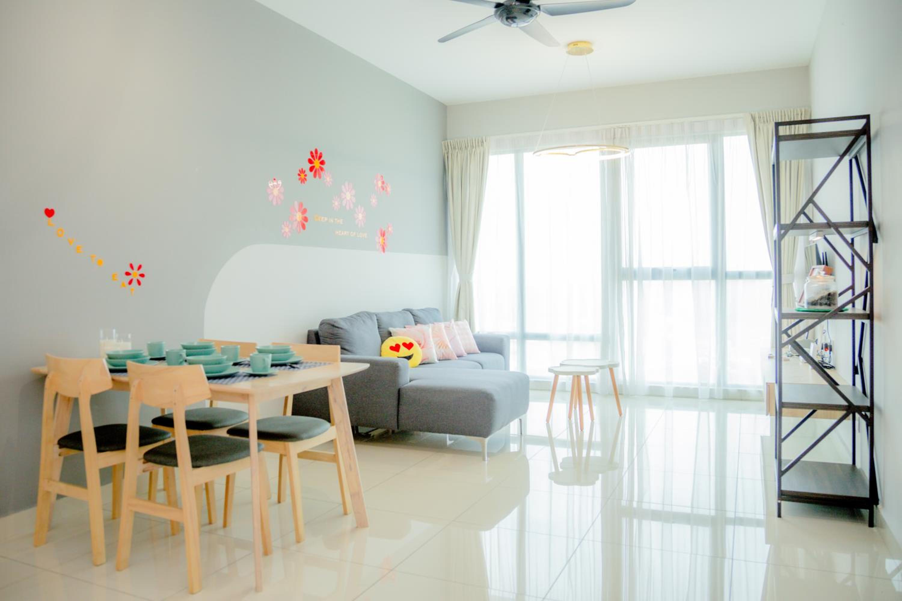 JB Mosaic Southkey 2BR 6 pax Cozy Home