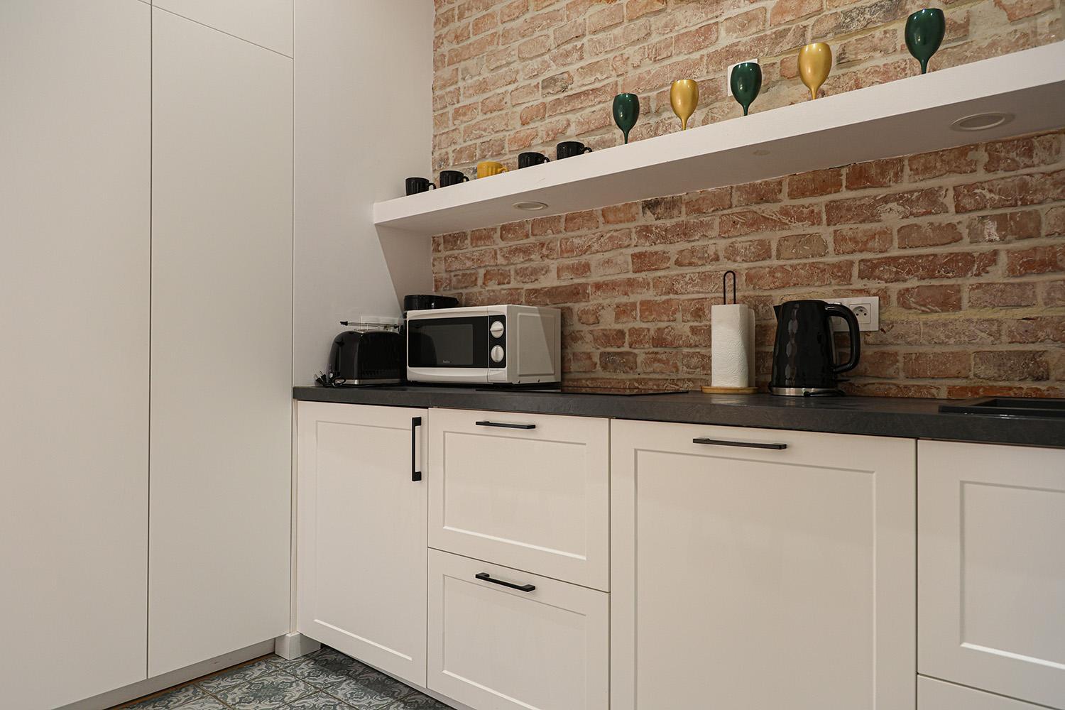 BC7 Apartments