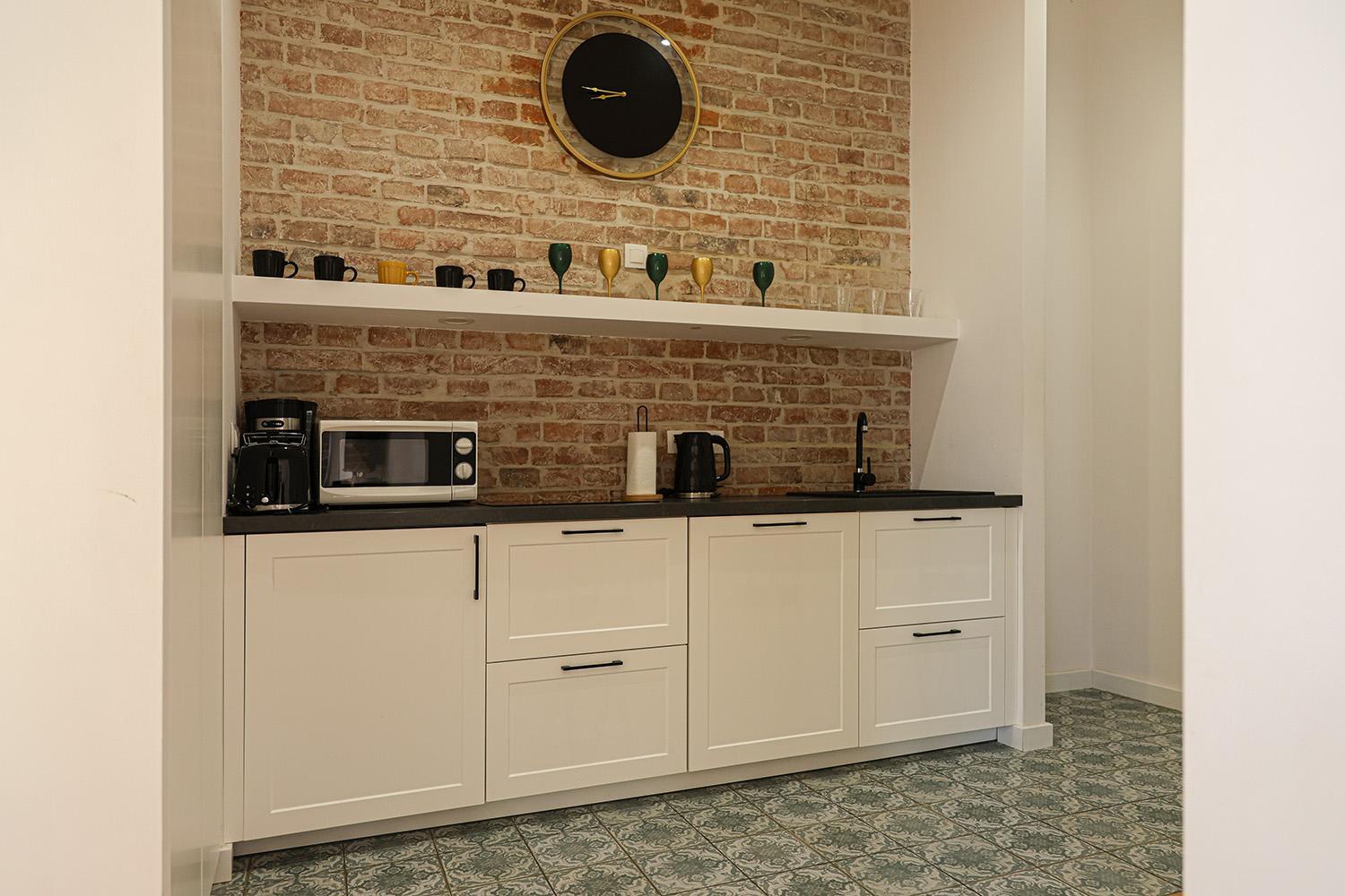 BC7 Apartments