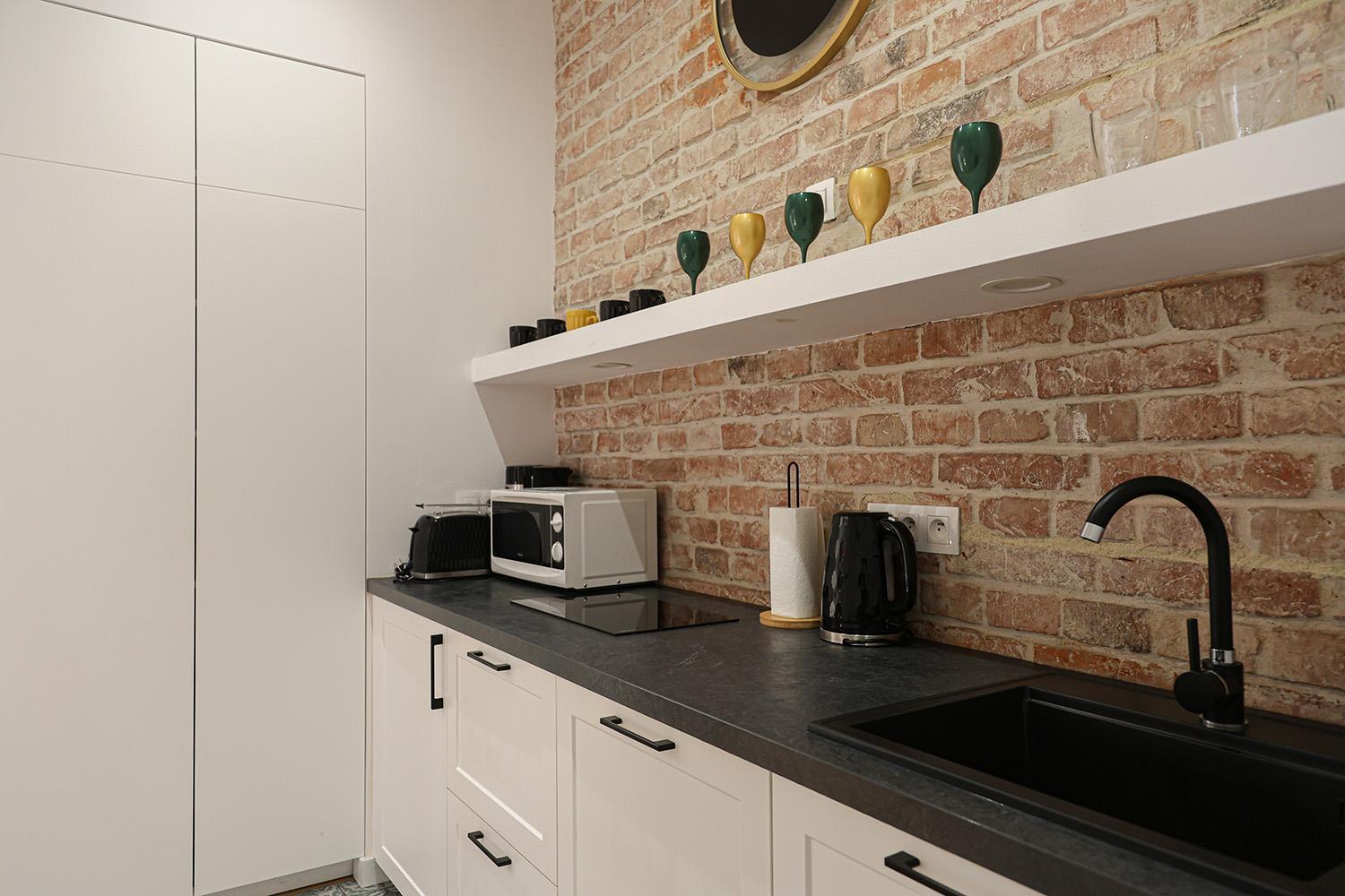 BC7 Apartments