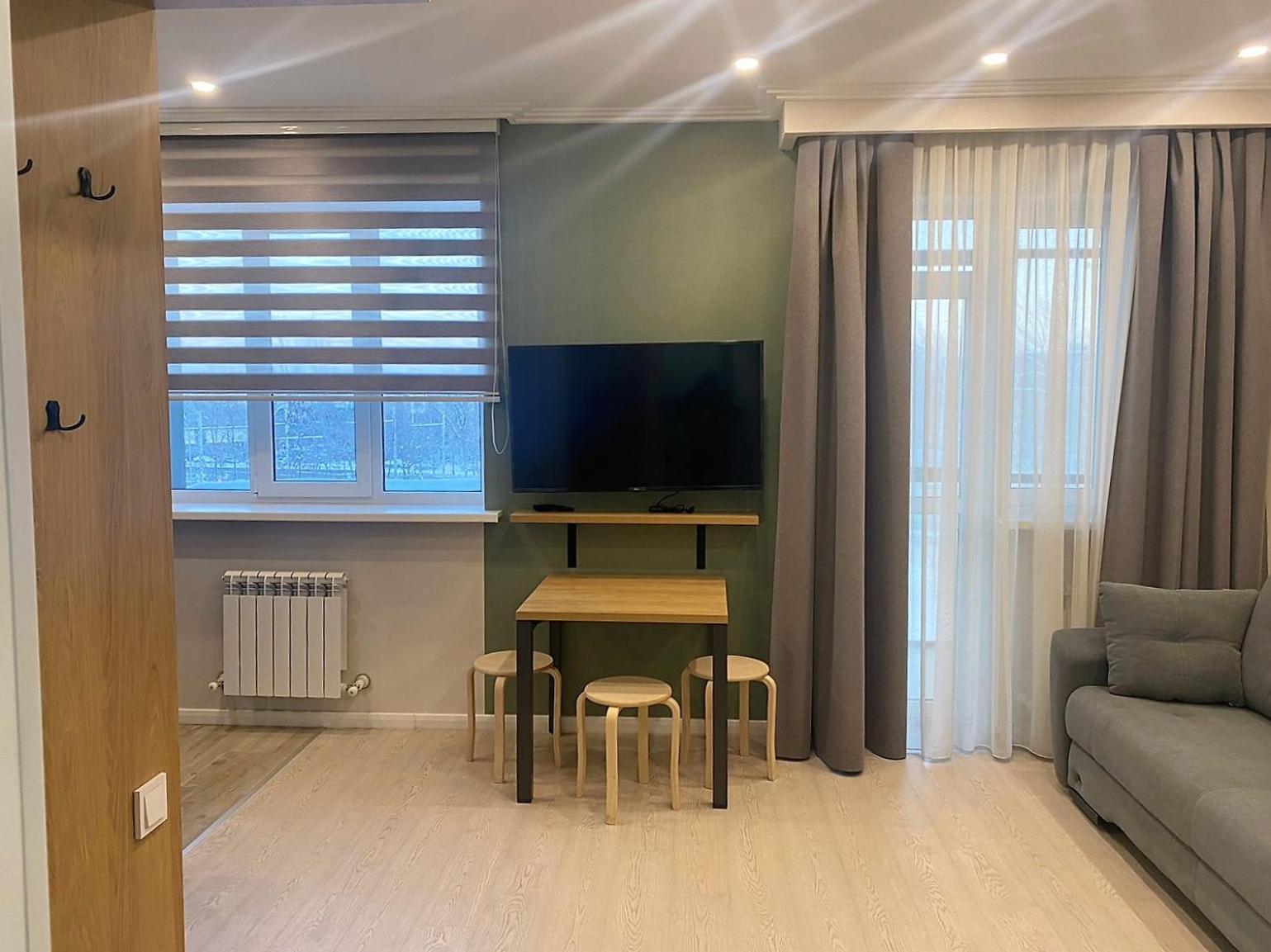 Komrat Apartments