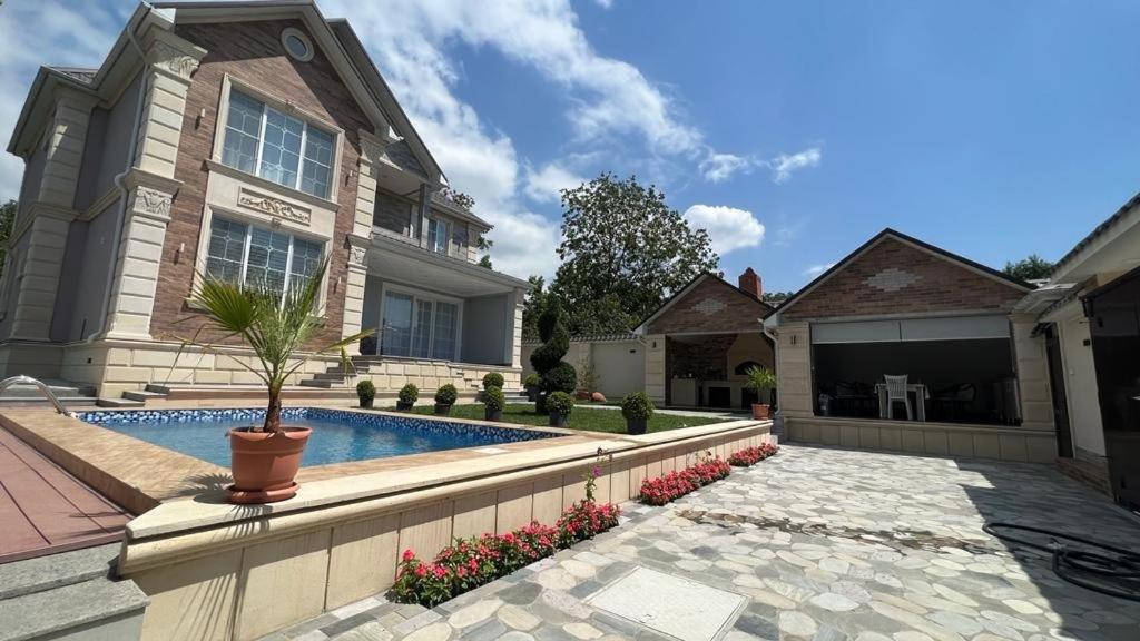 Luxury Villa BABK