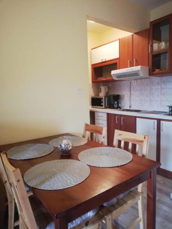Apartments Josip