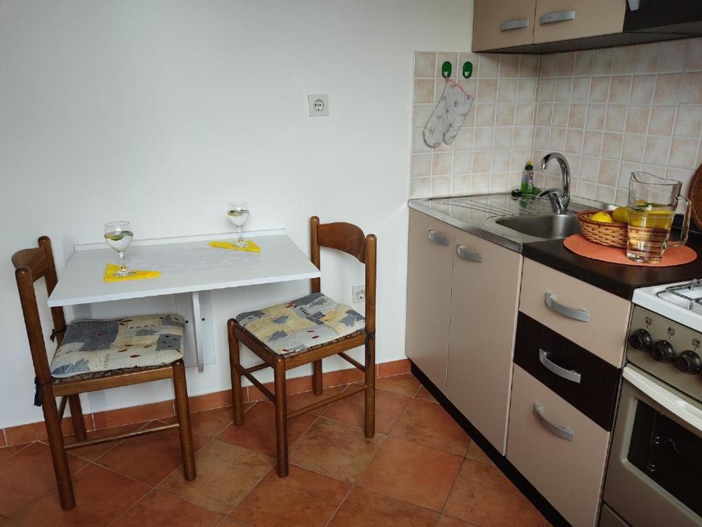 Apartments Josip