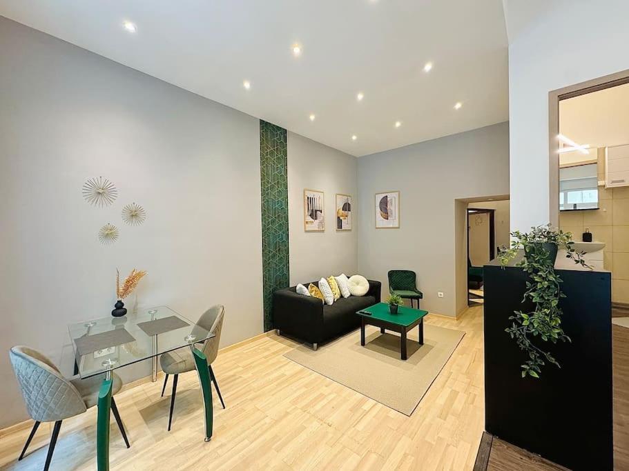 Raday Residence 2