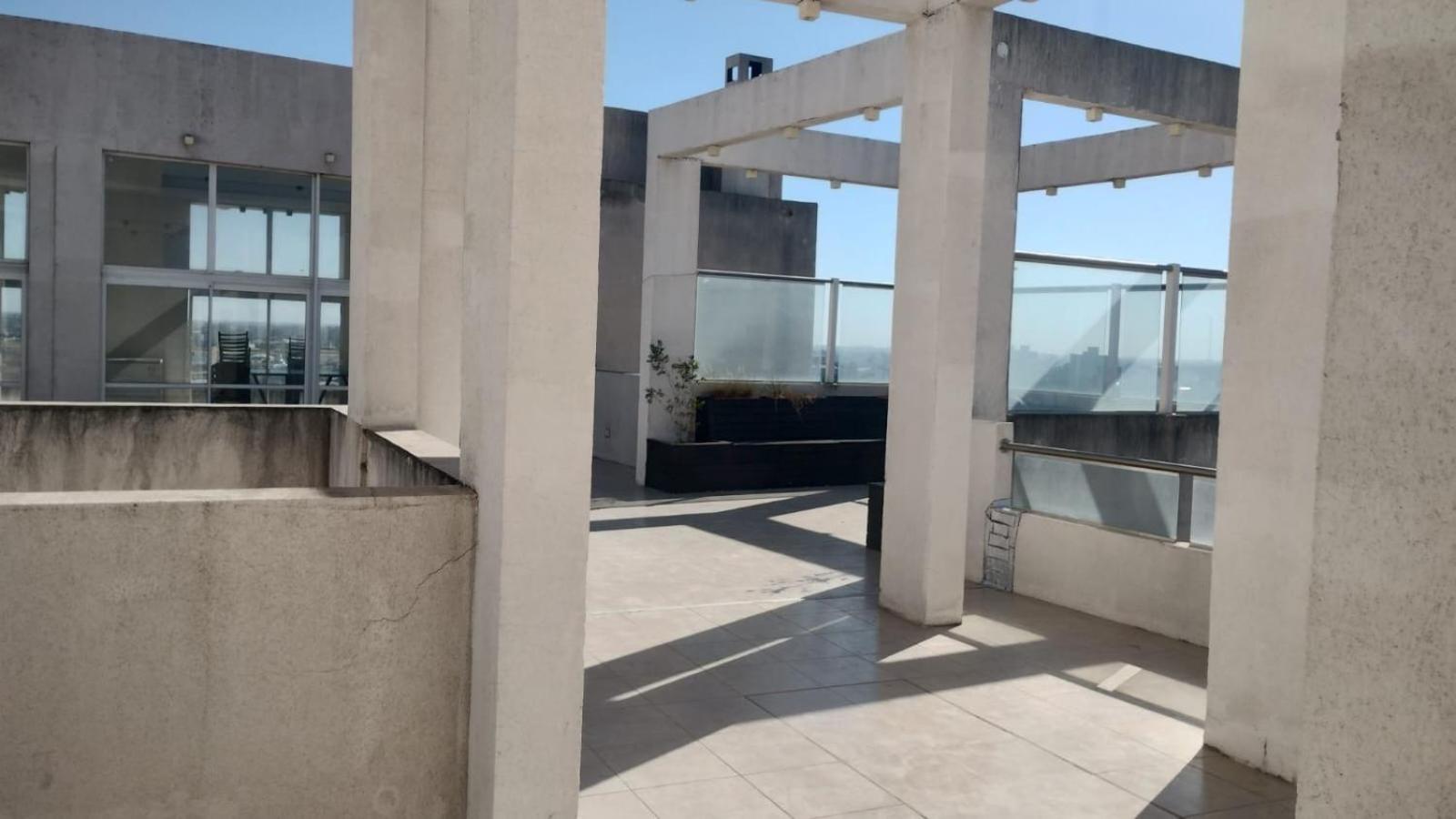 EXCELENTE Y MODERNO DEPARTAMENTO DOS DORMITORIOS en el CENTRO