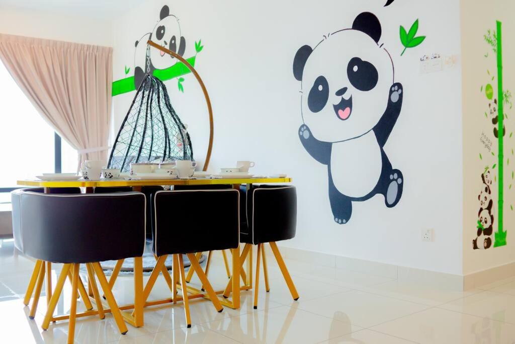 JB Mosaic 2B 6pax Cozy Panda Home
