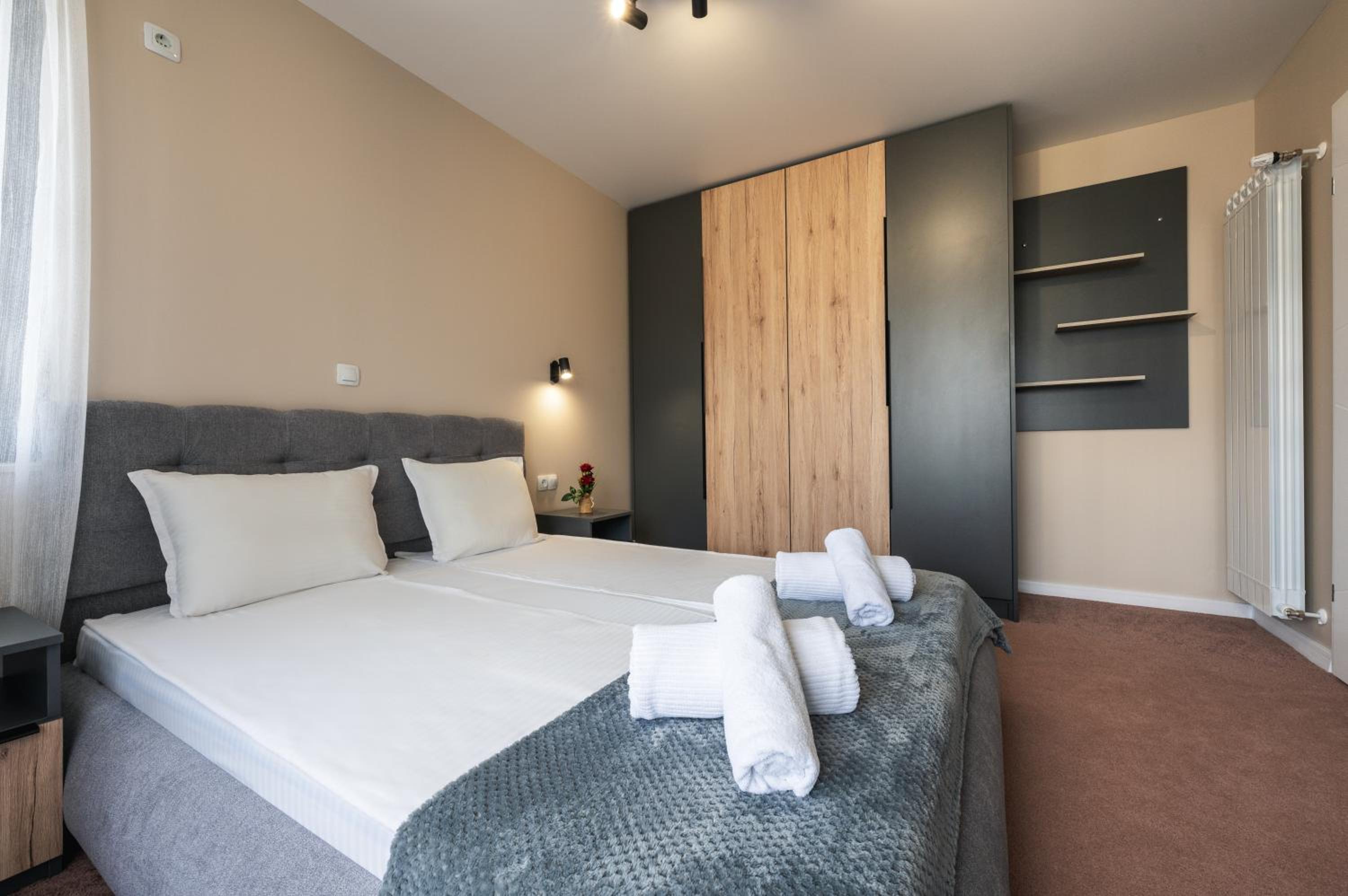 City Apartments 4