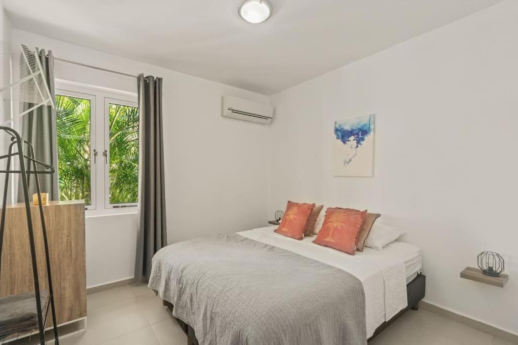 Vakantiewoning - zwembad - nabij Mambo Beach